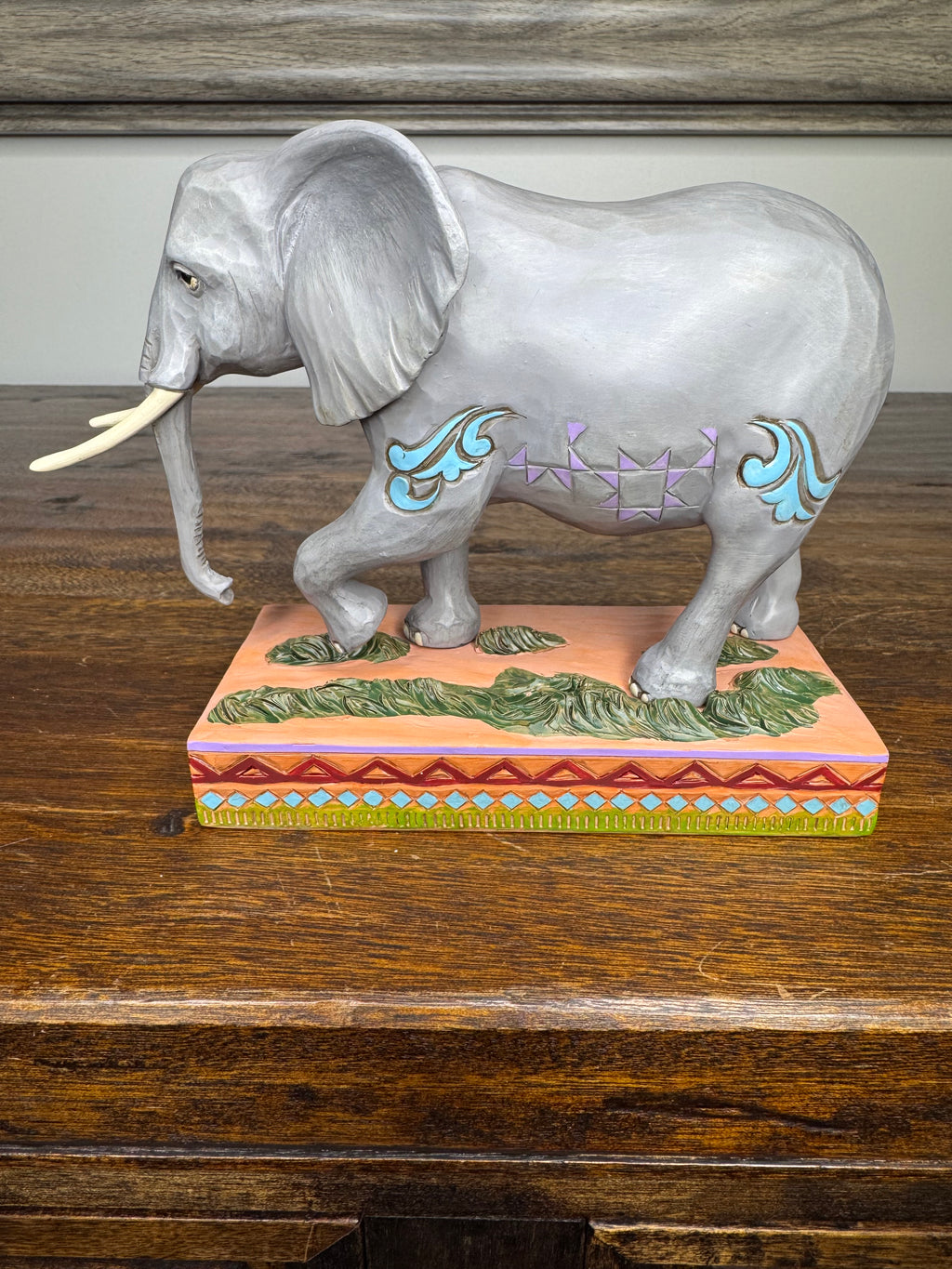 NIB Jim Shore Animal Planet African Elephant Figurine