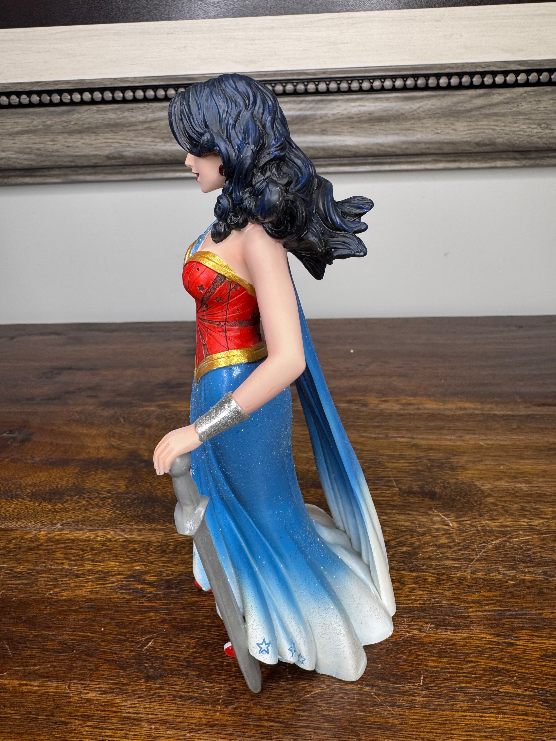 NIB Wonder Woman Couture de Force Figurine Studio Brands DC Comics