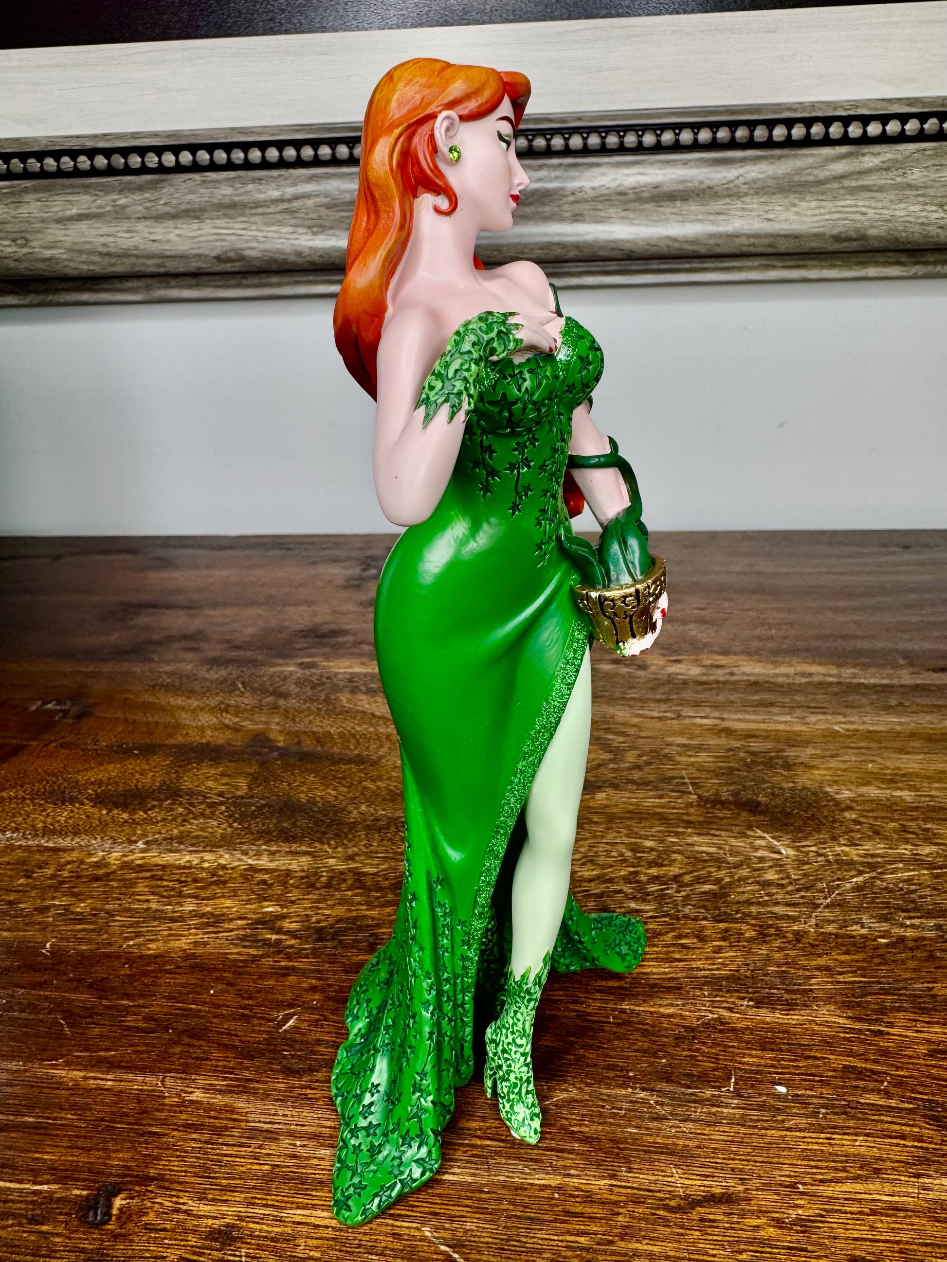 Poison Ivy Couture de Force Figurine Studio Brands DC Comics, NIB
