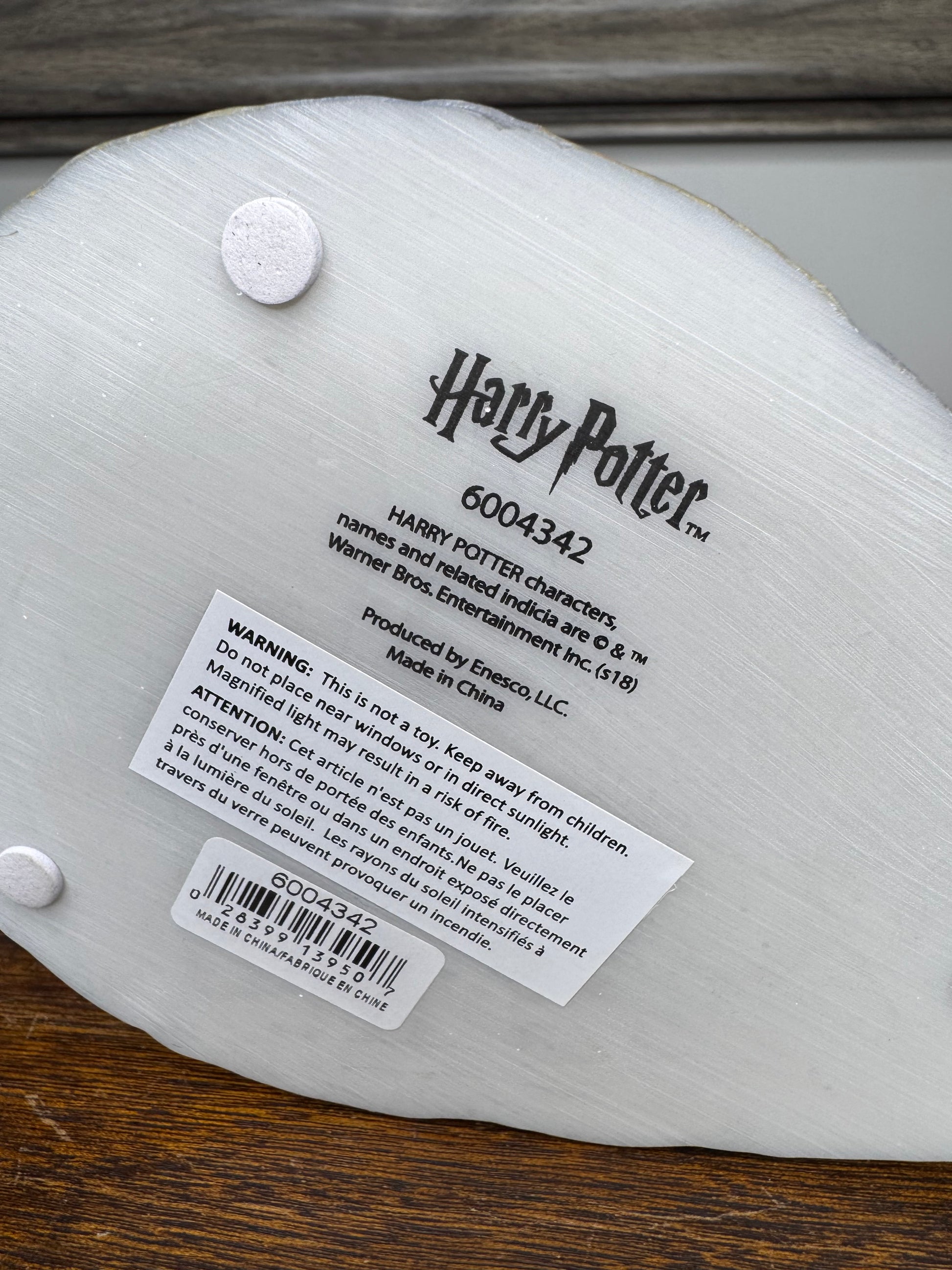 NIB Wizarding World of Harry Potter Hogwarts Castle w/ Hagrid Hut Waterball