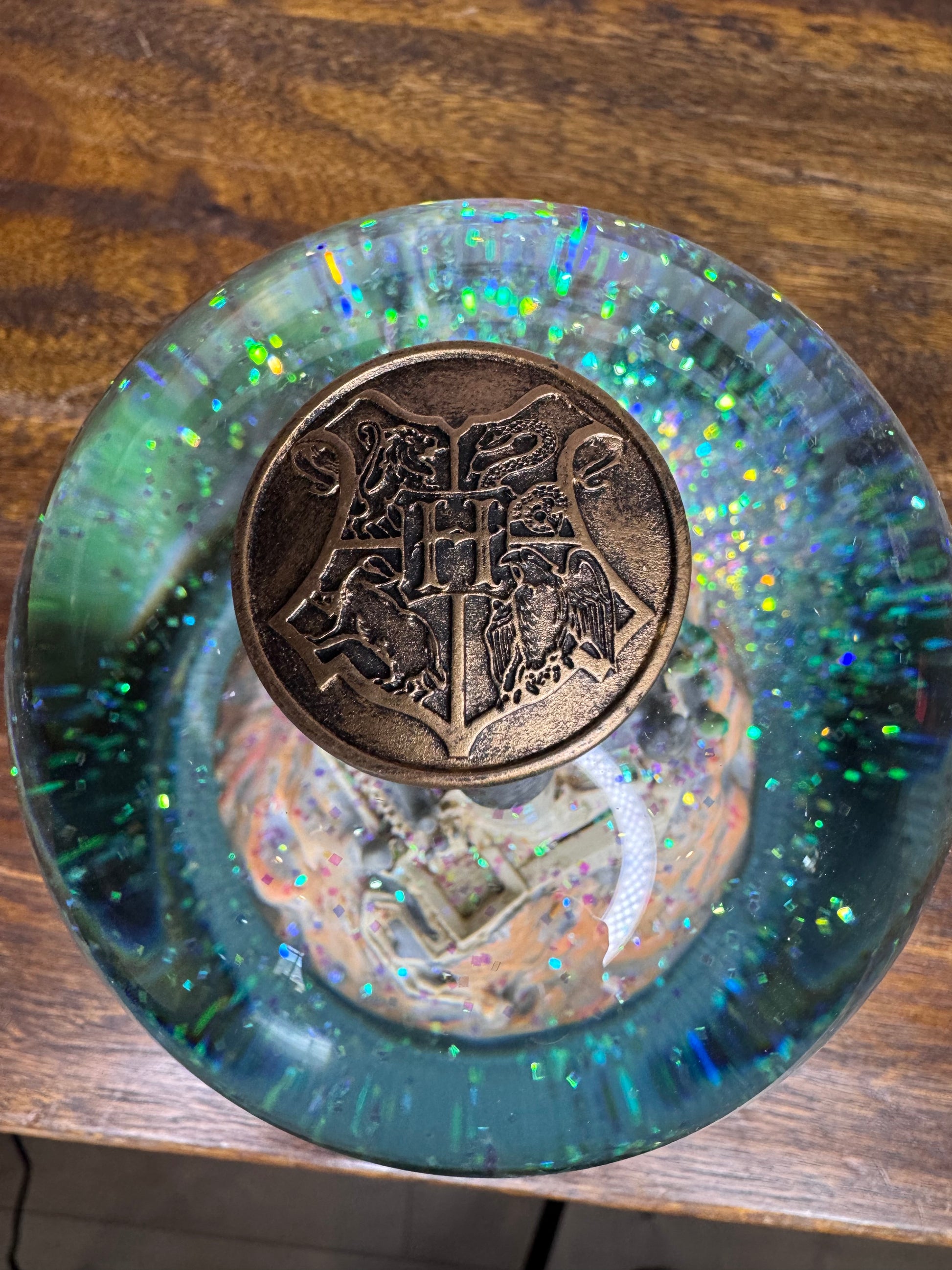 NIB Wizarding World of Harry Potter Hogwarts Castle w/ Hagrid Hut Waterball