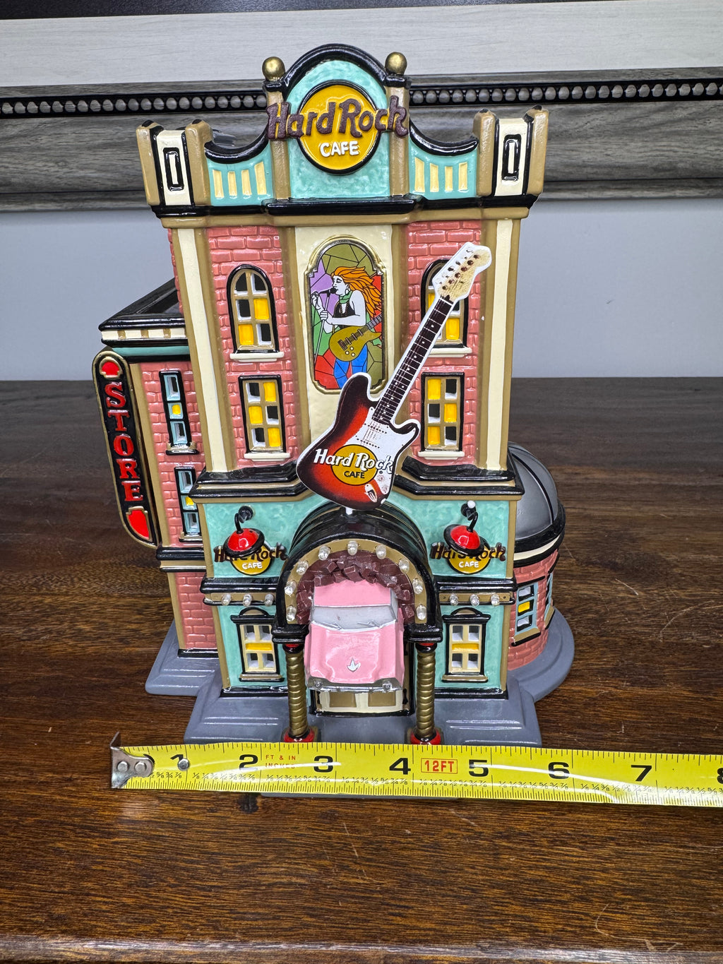 Retired Dept 56 Hard Rock Cafe Light Up Building w/Original Box *READ FULL DESCRIPTION*
