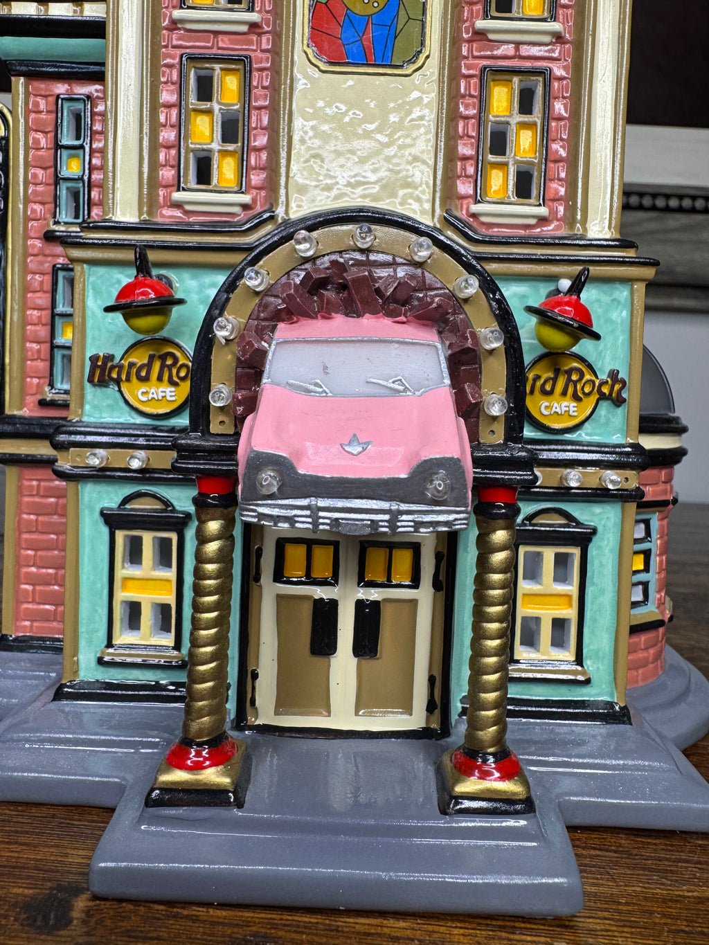 Retired Dept 56 Hard Rock Cafe Light Up Building w/Original Box *READ FULL DESCRIPTION*