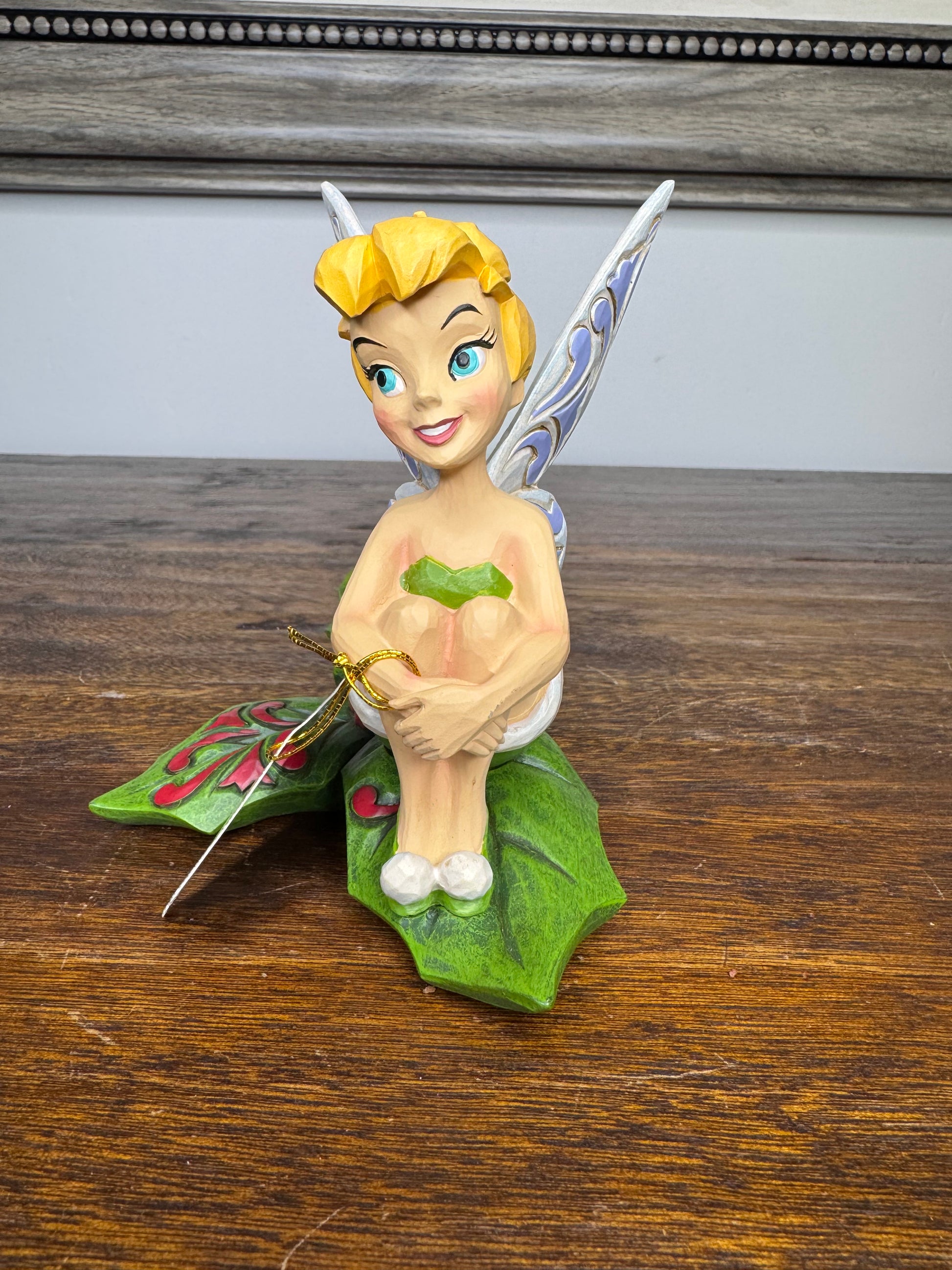 NIB Disney Traditions Tinkerbell  "Happy-Holly Days" Figurine
