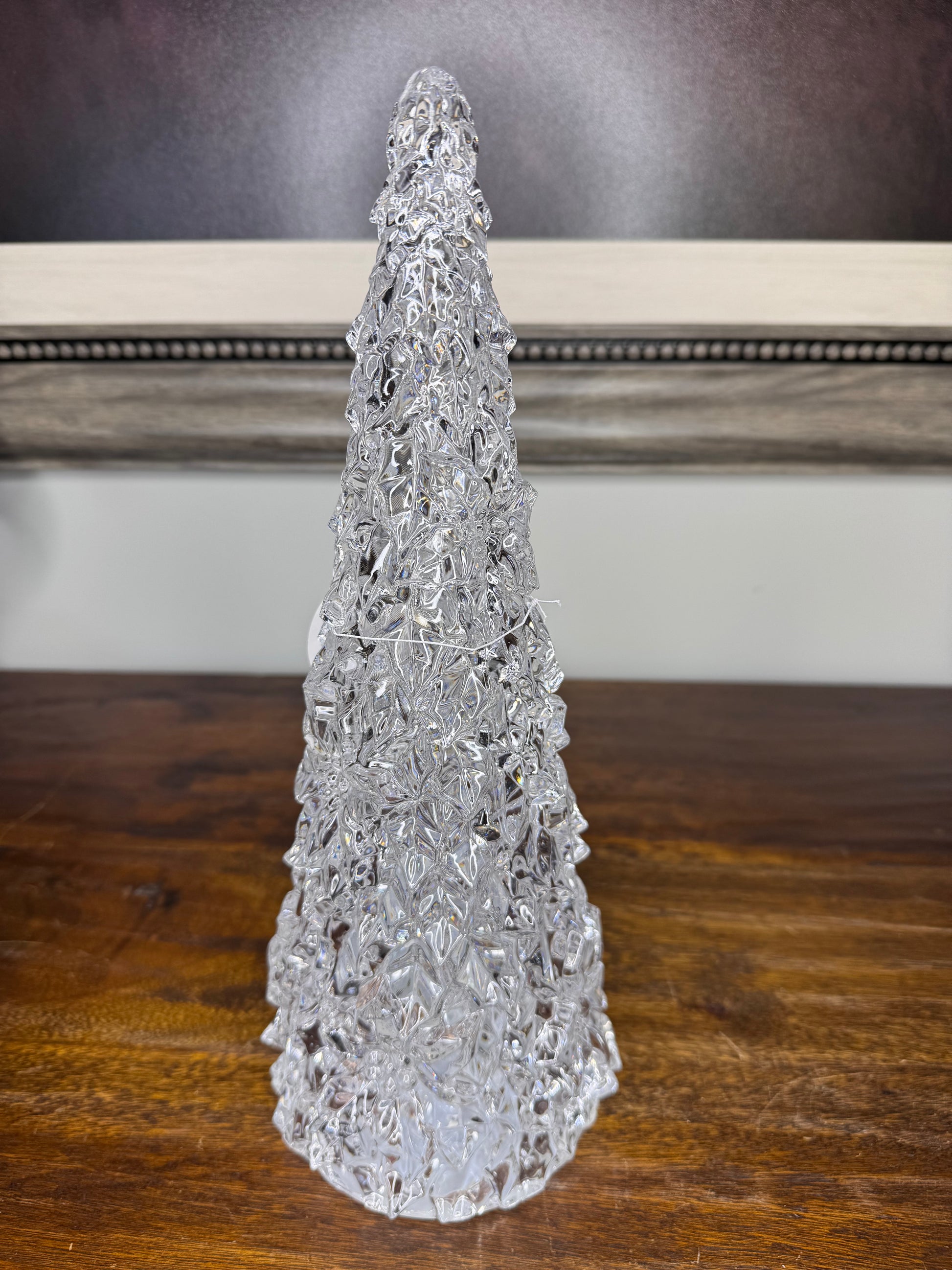 NIB Enesco Facets Light Up Color Changing Tree