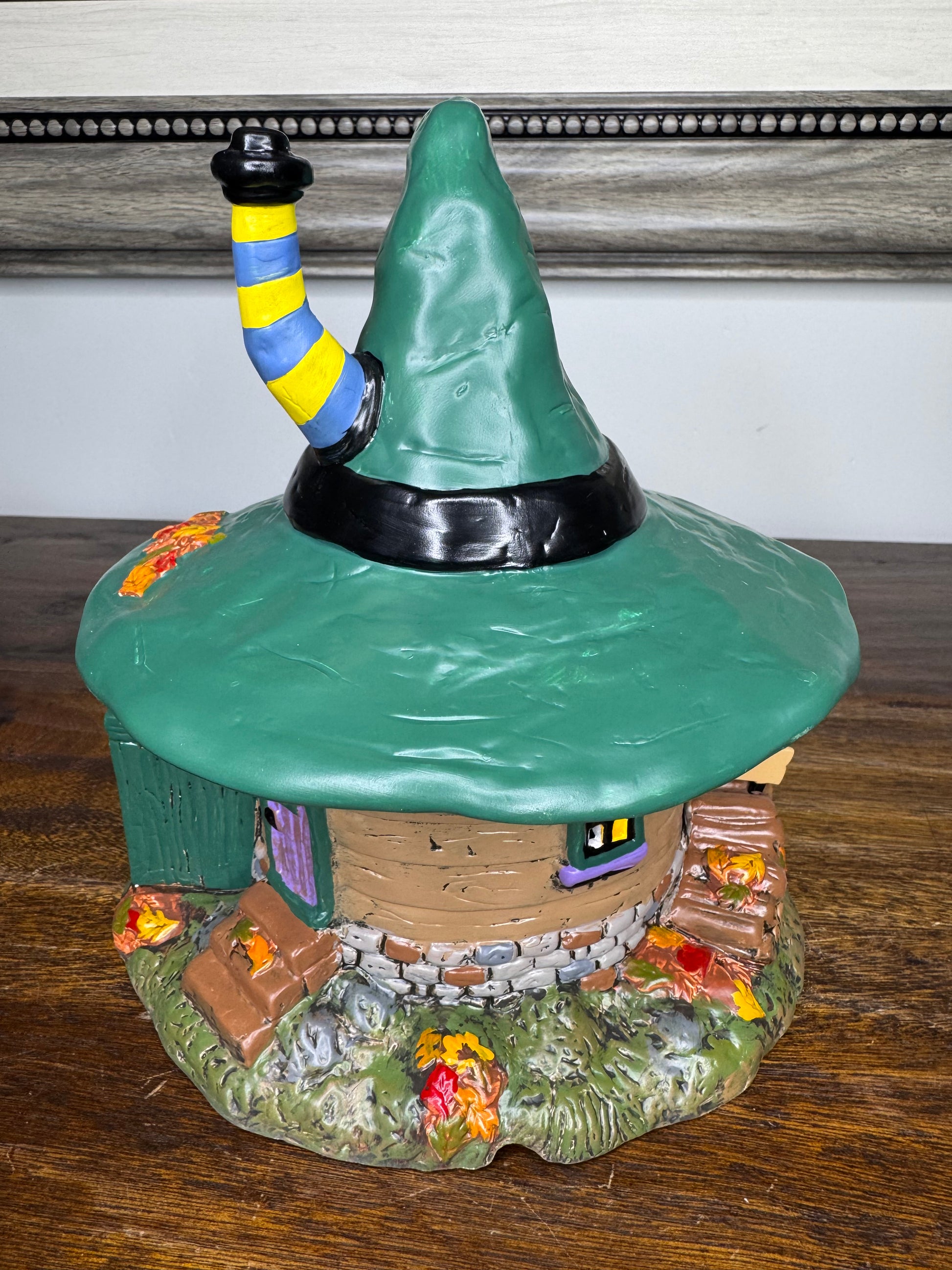 NIB Dept 56 Snow Village Halloween "Samatha's BOO-tique"