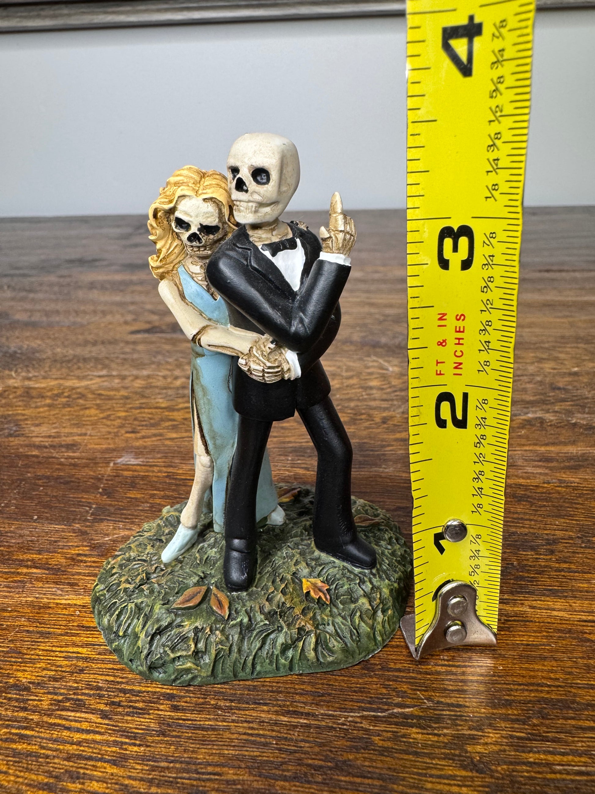 NIB Dept 56 Village Accessory "Bone, James Bone"