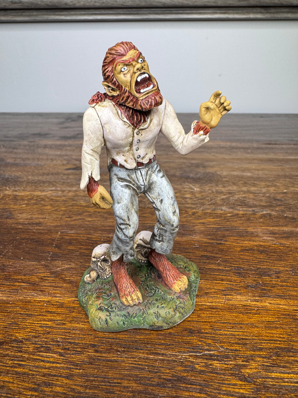 NIB Dept 56 Village Cross Accessory "Wolfman's Howl" Figurine