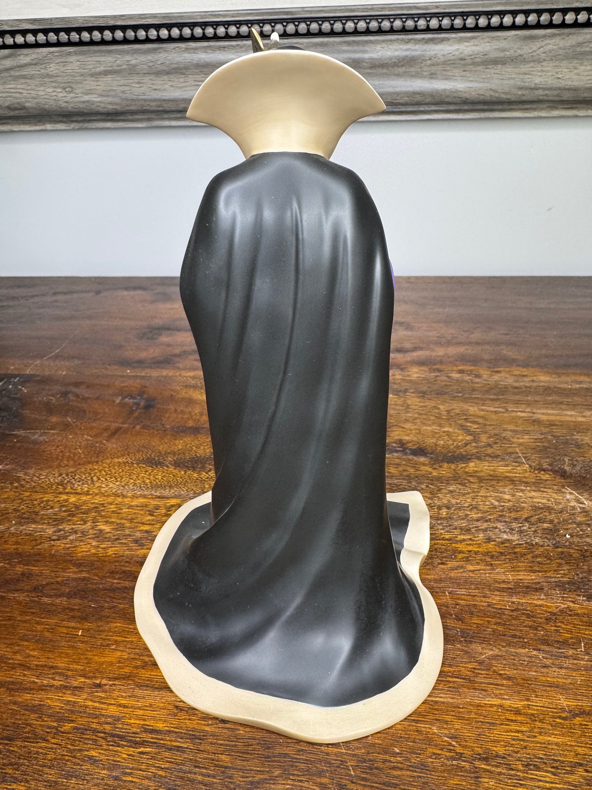 WDCC Evil Queen "Bring Back Her Heart" Figurine w/ Original Box and COA