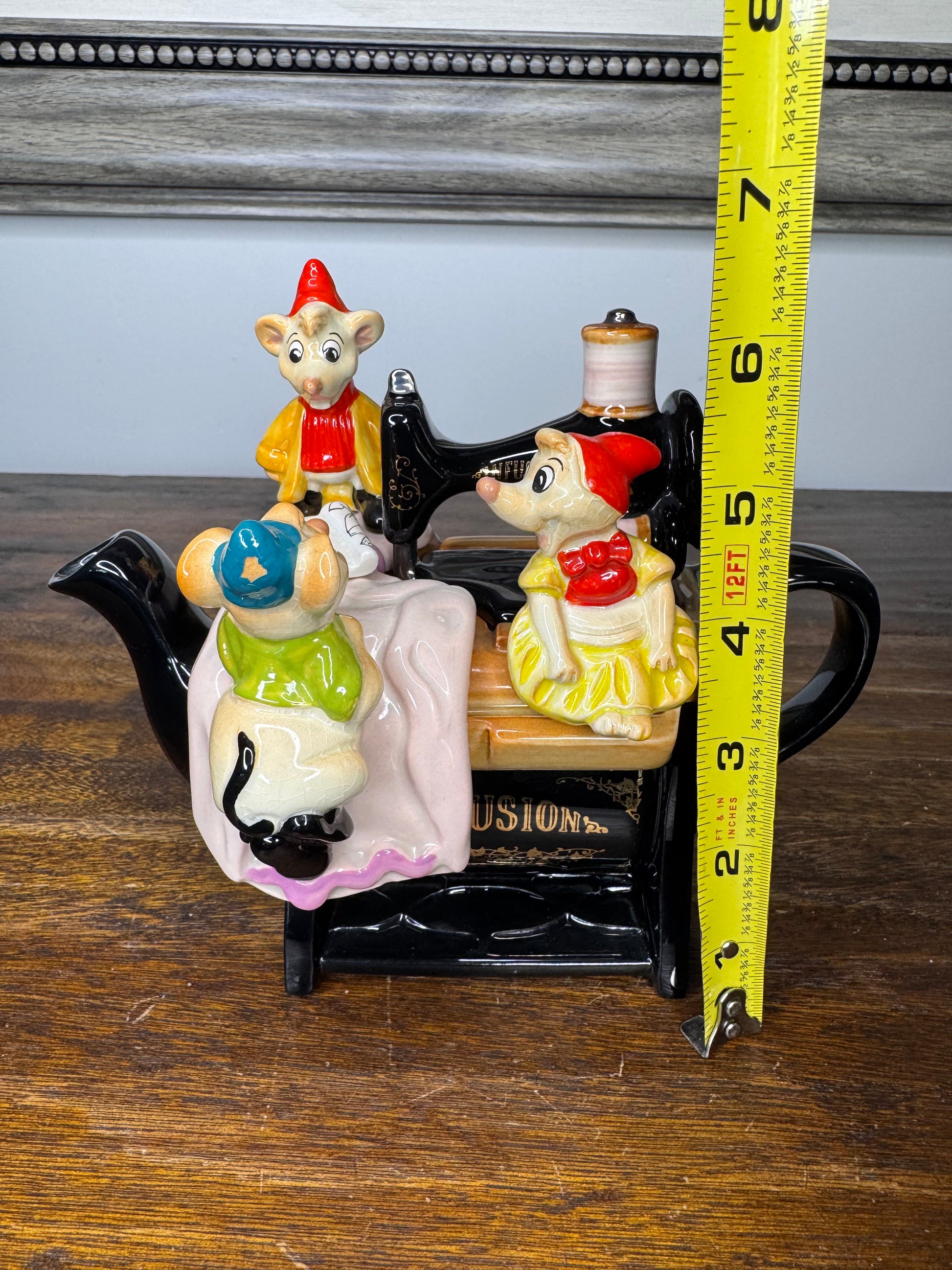 Vintage 1996 Paul carder Limited Edition Disney Cinderella Tea Pot w/ Original Box (No Styrofoam Insert)