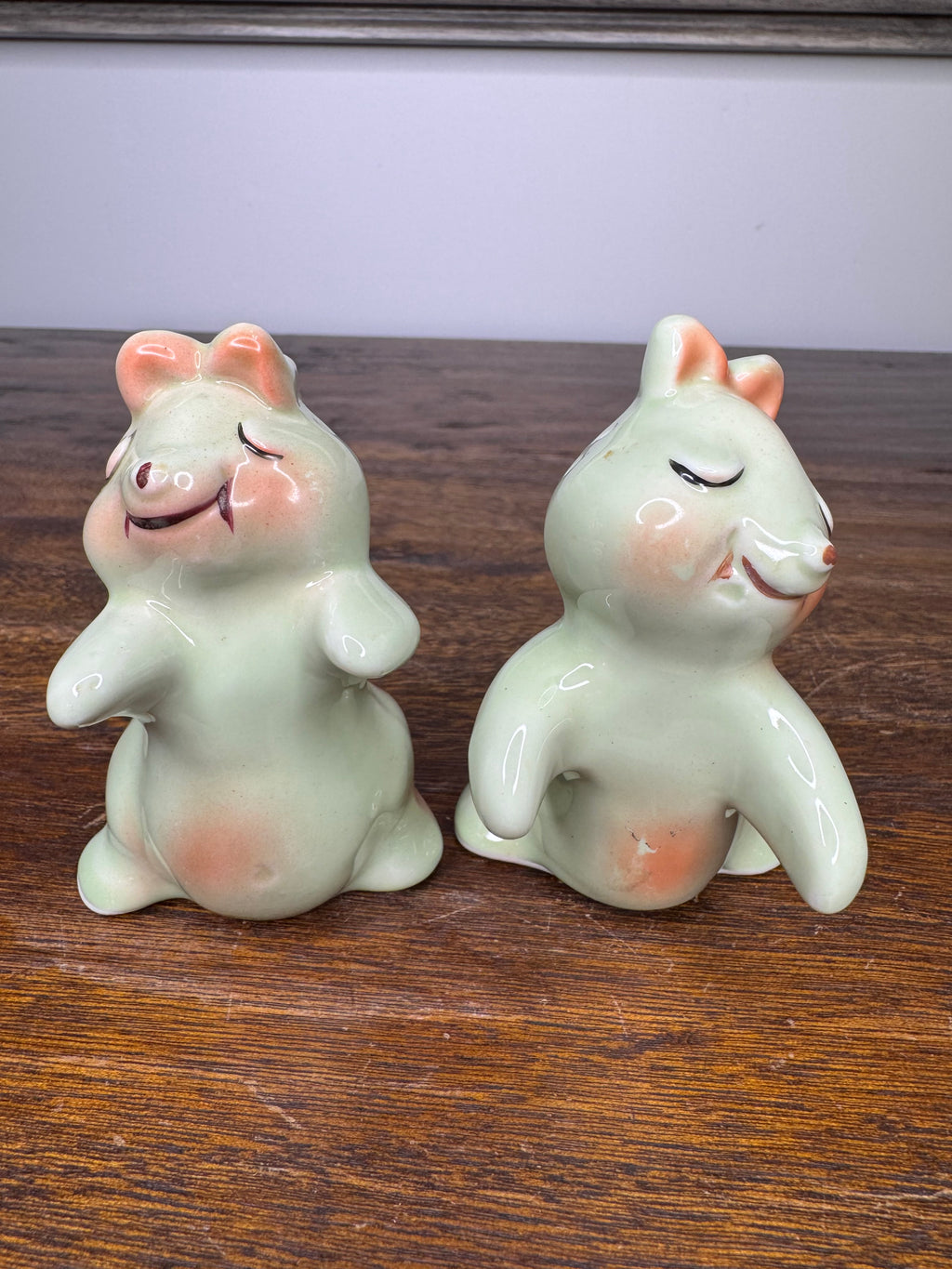 Vintage Van Tellingen Hugging Bunniess Salt and Pepper Shakers