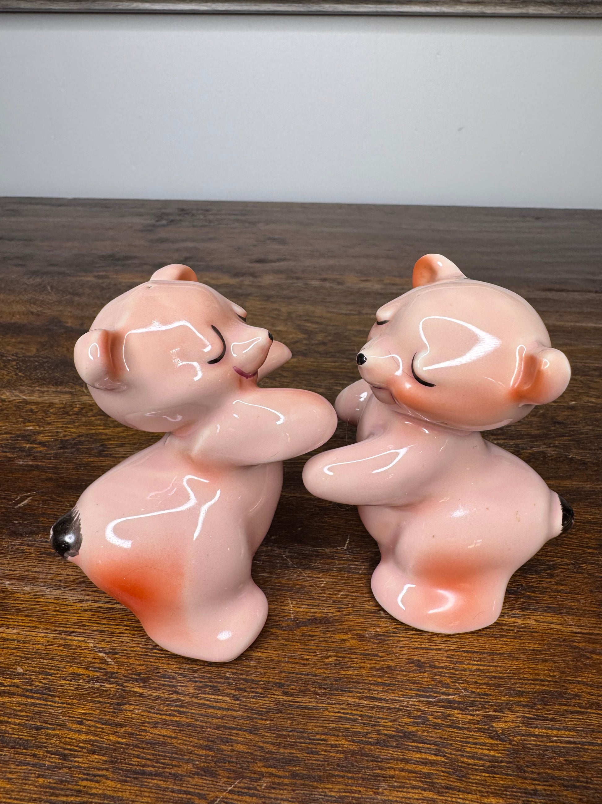 MCM 1950's Van Tellingen Hugging Bears Salt and Pepper Shakers