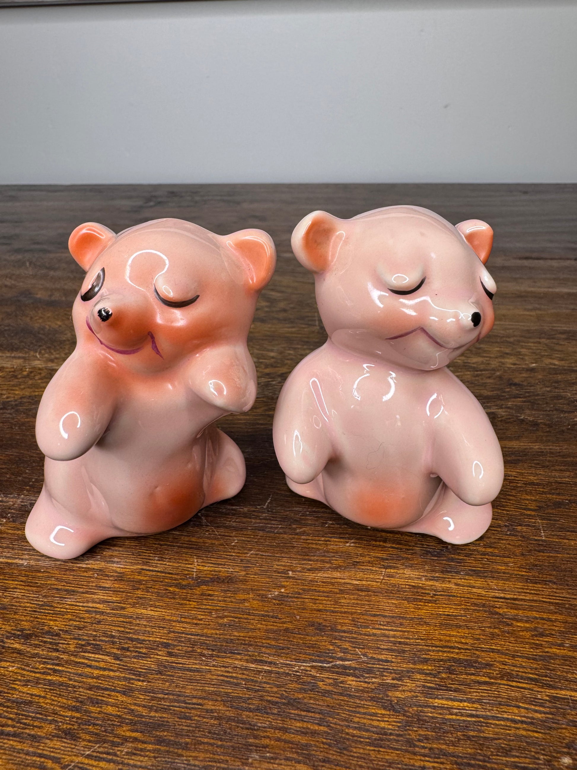 MCM 1950's Van Tellingen Hugging Bears Salt and Pepper Shakers