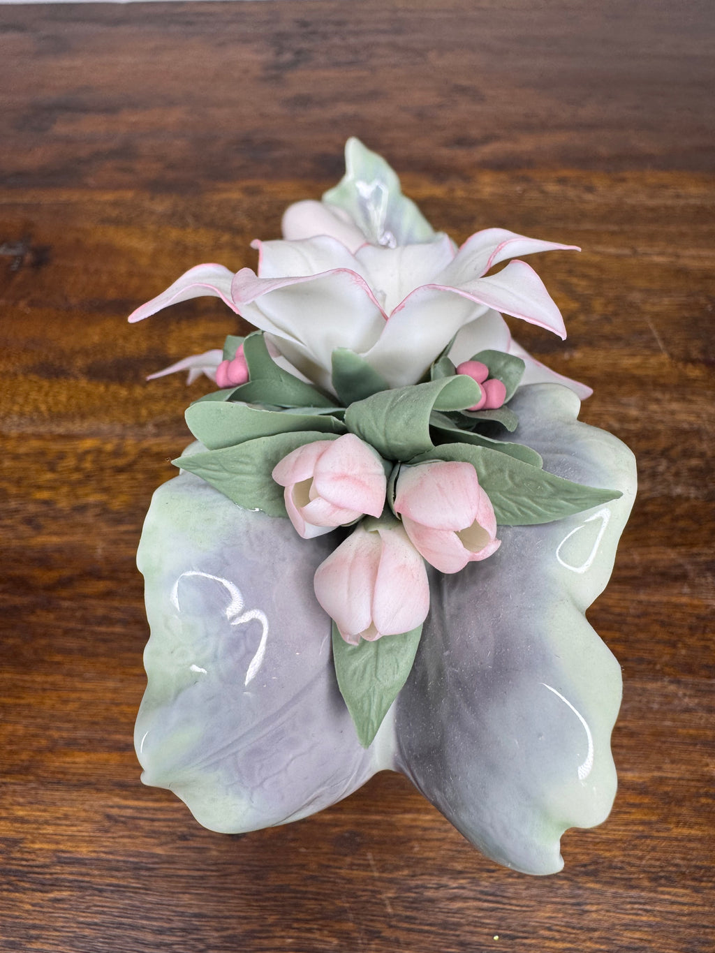 Lladro "Dreaming on Dew Drops" Figurine w/ Original Box