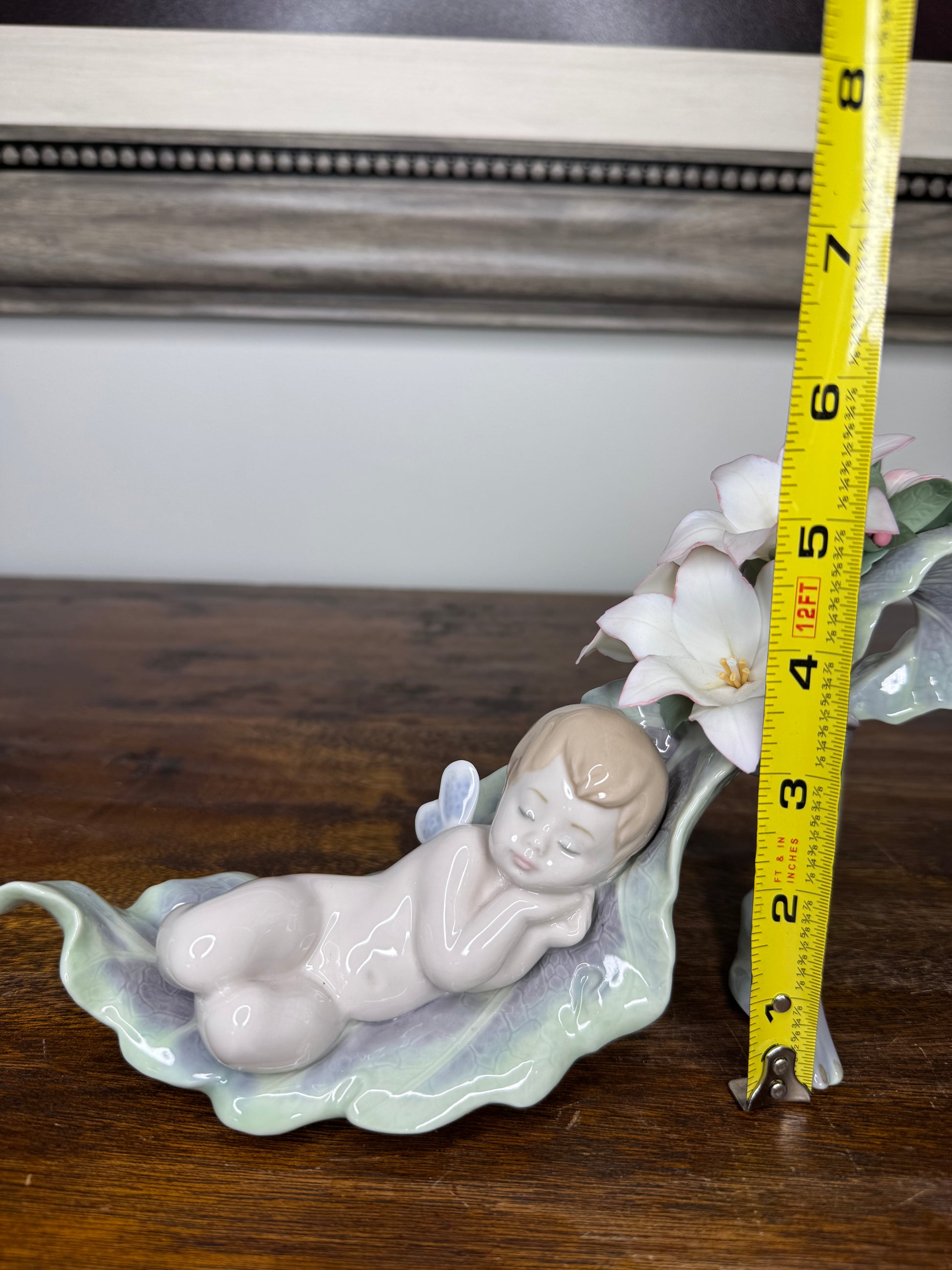 Lladro "Dreaming on Dew Drops" Figurine w/ Original Box