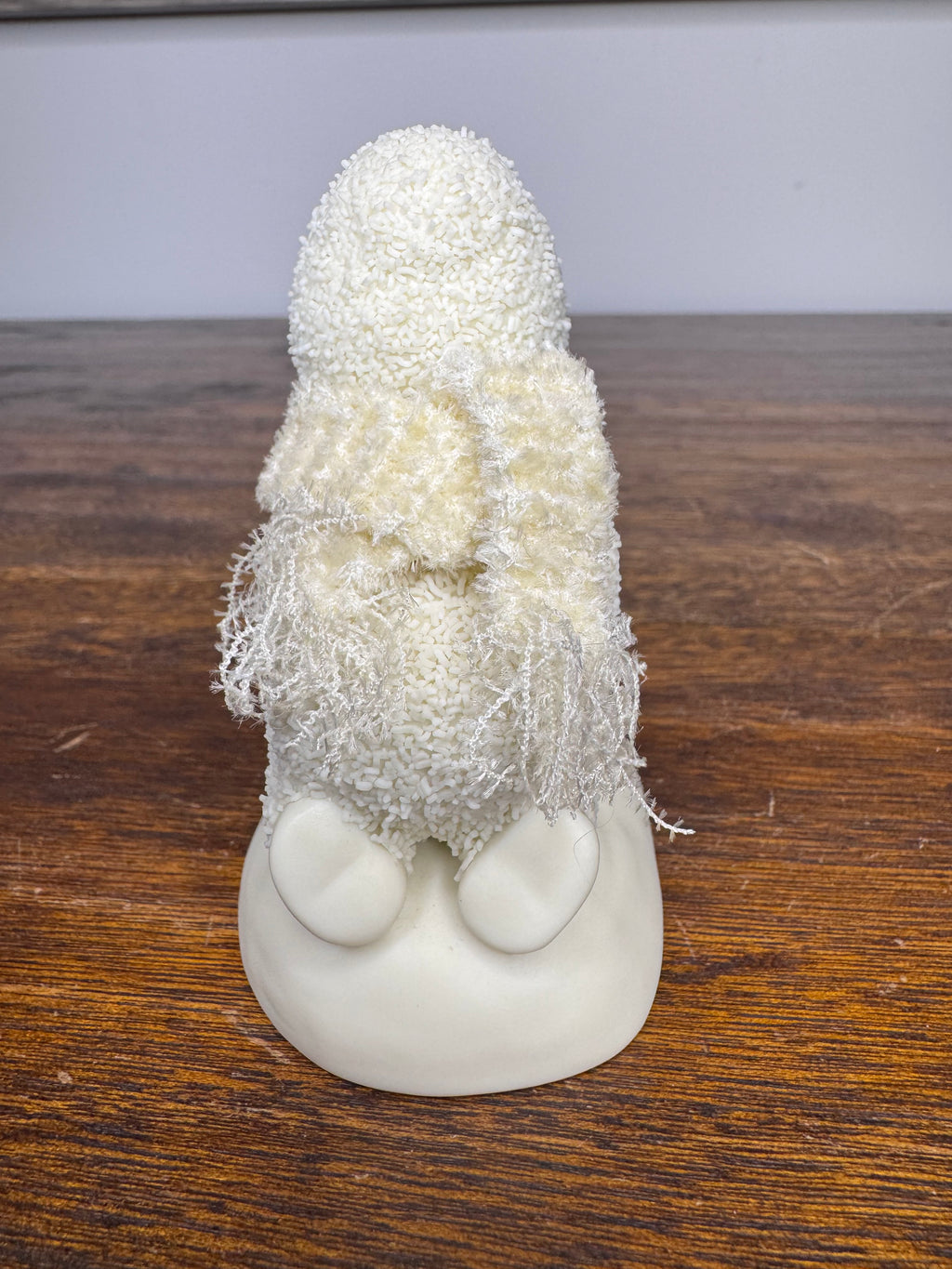 Retired 2004 Dept 56 "Puppy Kisses" Snowbabies Figurine