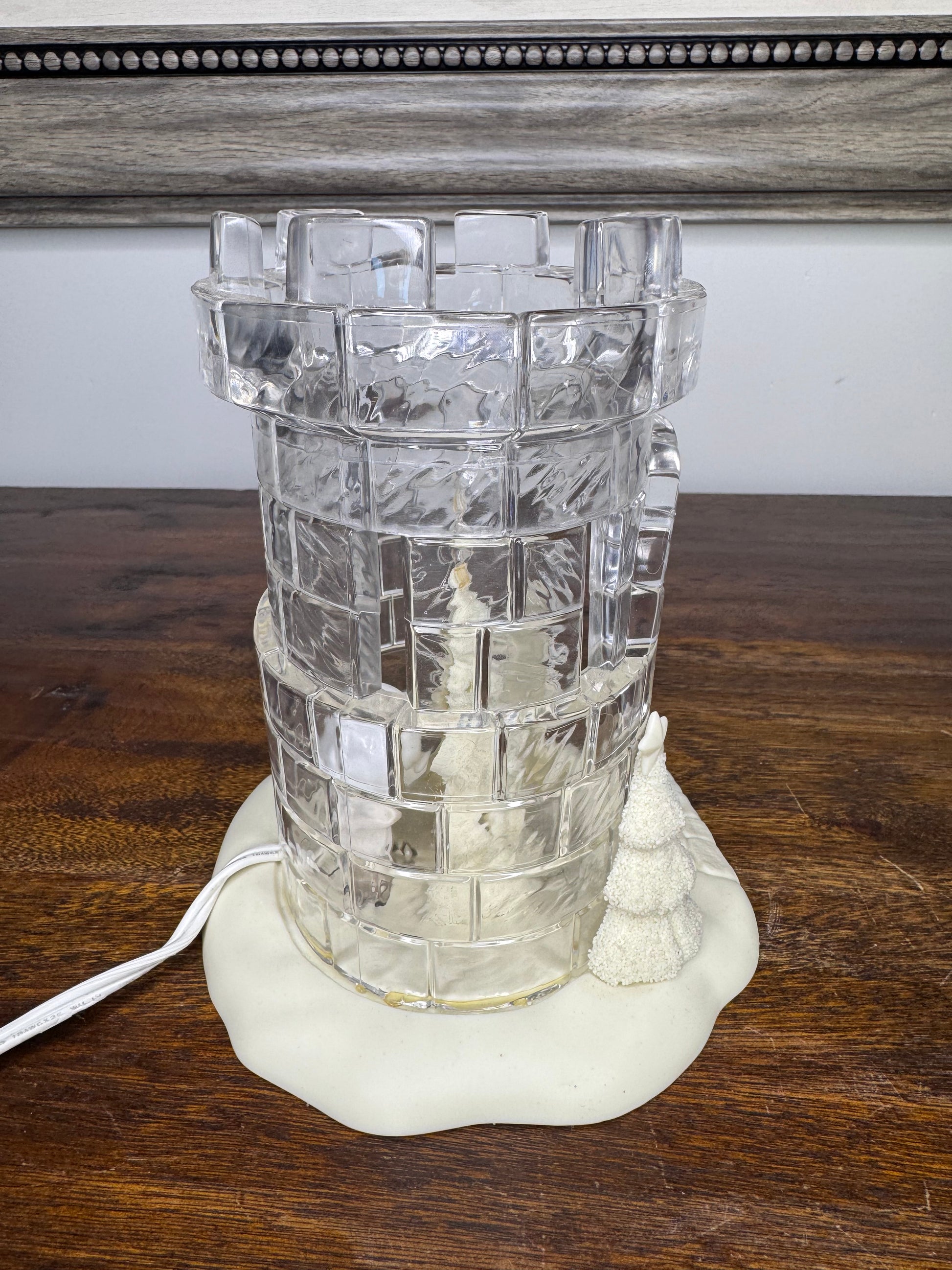 Retired 1999 Dept 56 Snowbabies Tower of Light Accessory