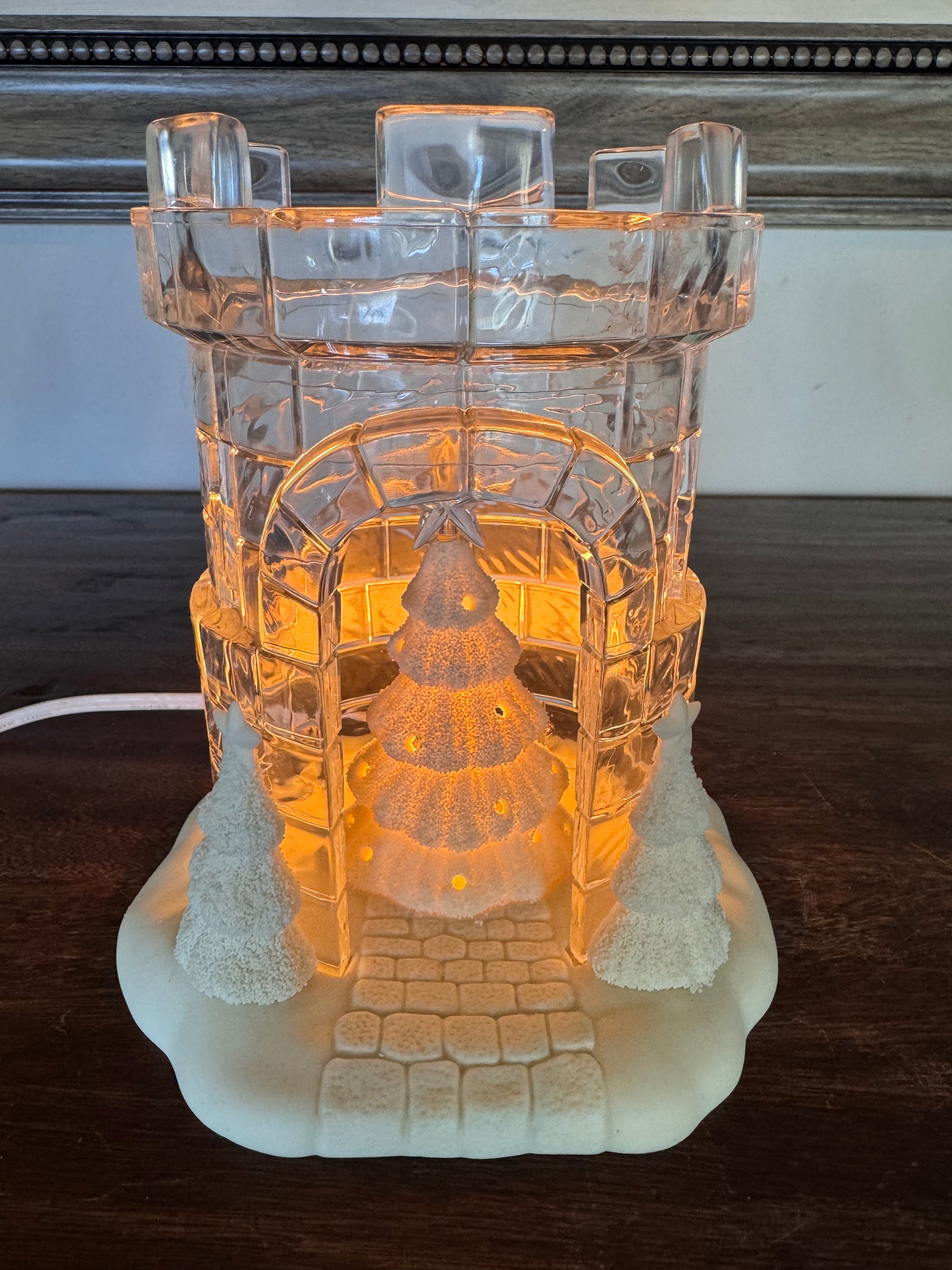 Retired 1999 Dept 56 Snowbabies Tower of Light Accessory