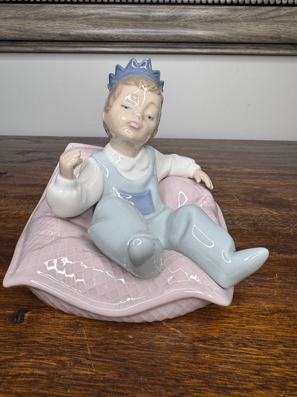 Vintage Nao by Lladro #1342 "King of The House" Figurine *READ FULL DESCRIPTION*