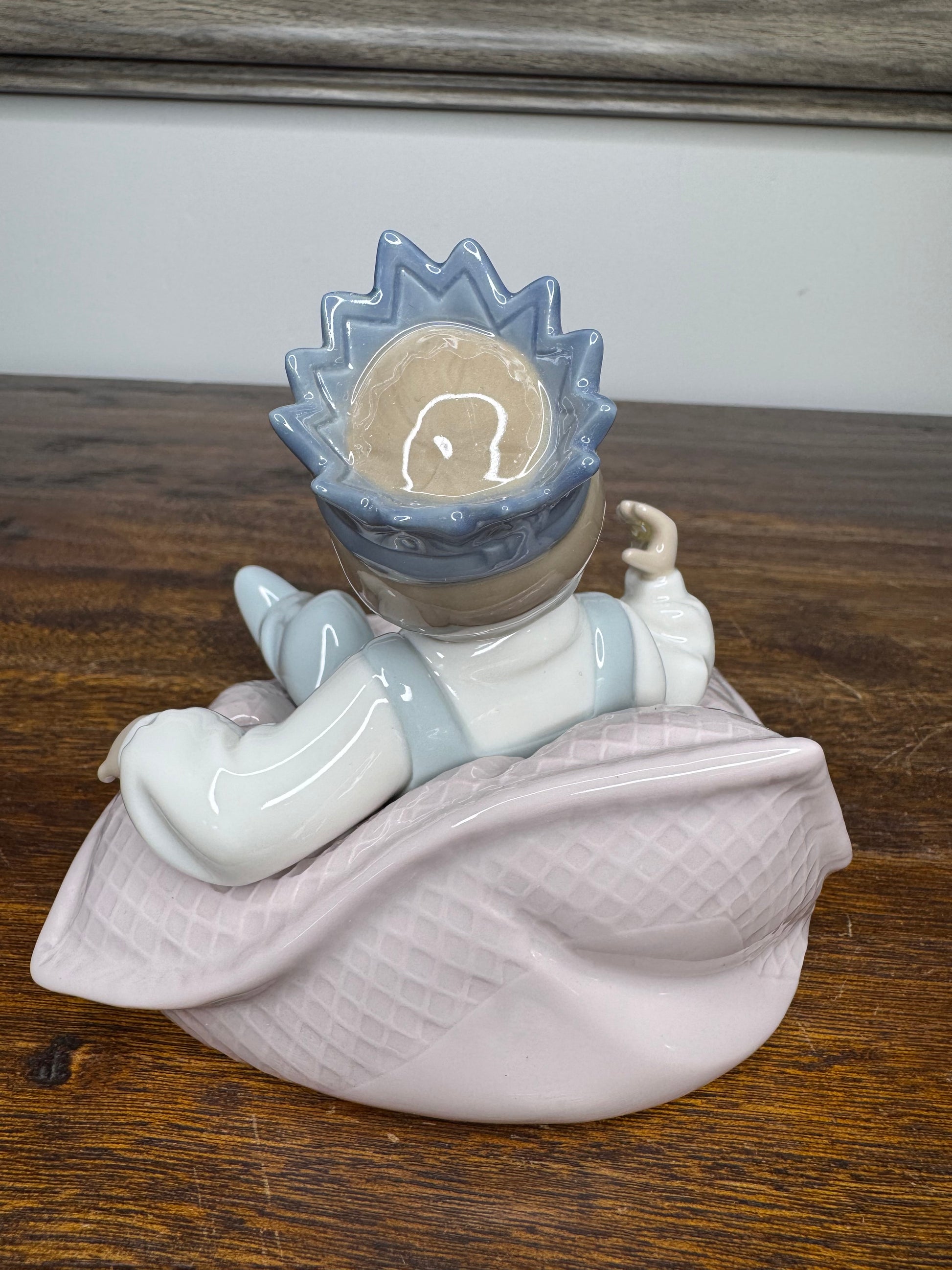 Vintage Nao by Lladro #1342 "King of The House" Figurine *READ FULL DESCRIPTION*