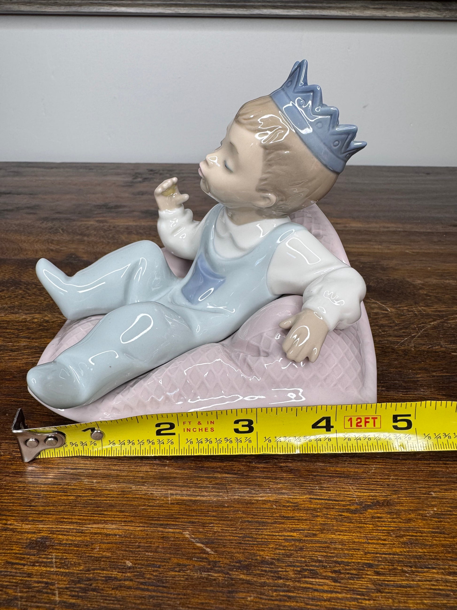 Vintage Nao by Lladro #1342 "King of The House" Figurine *READ FULL DESCRIPTION*