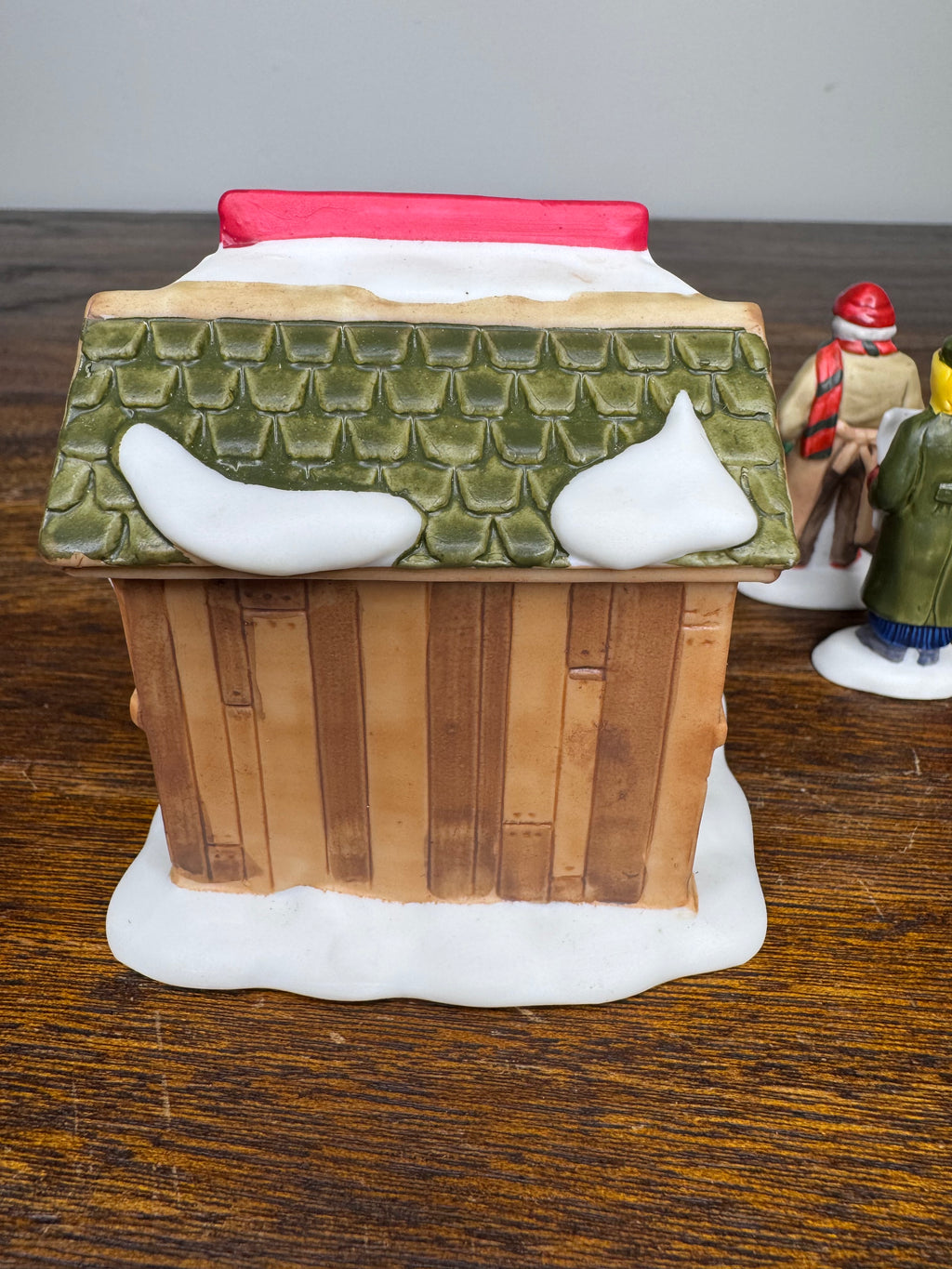 Retired Dept 56 Christmas Village Accessory City Newsstand 4 Piece Set