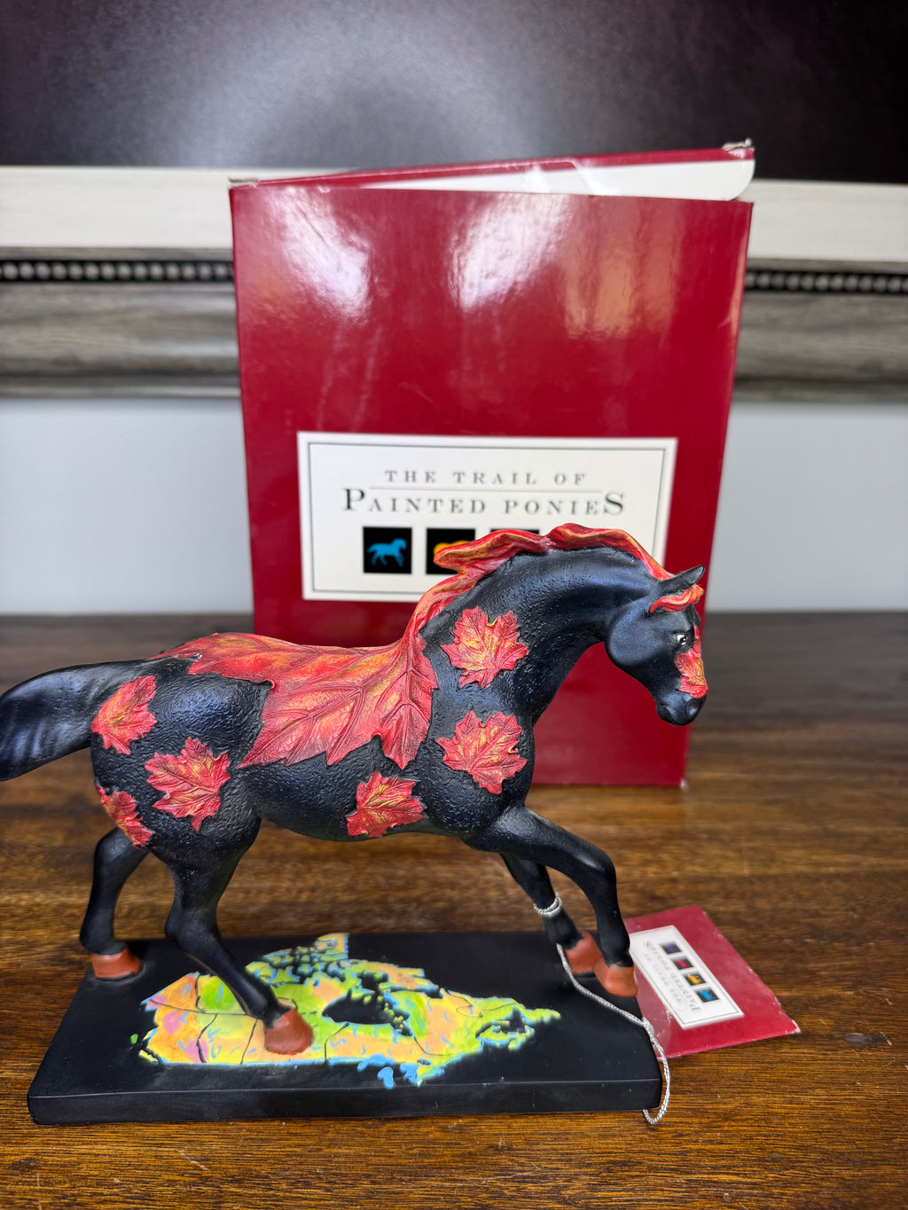 2007 Trail of Painted Ponies Maple Leaf 1E w/ Original Box