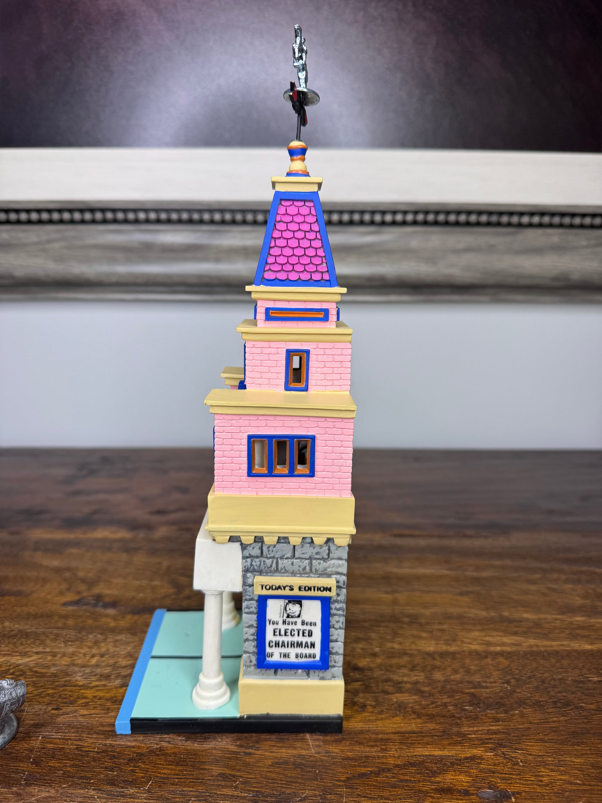 Dept 56 Newstand Daily Monopoly Village Light Up Building *READ FULL DESCRIPTION*