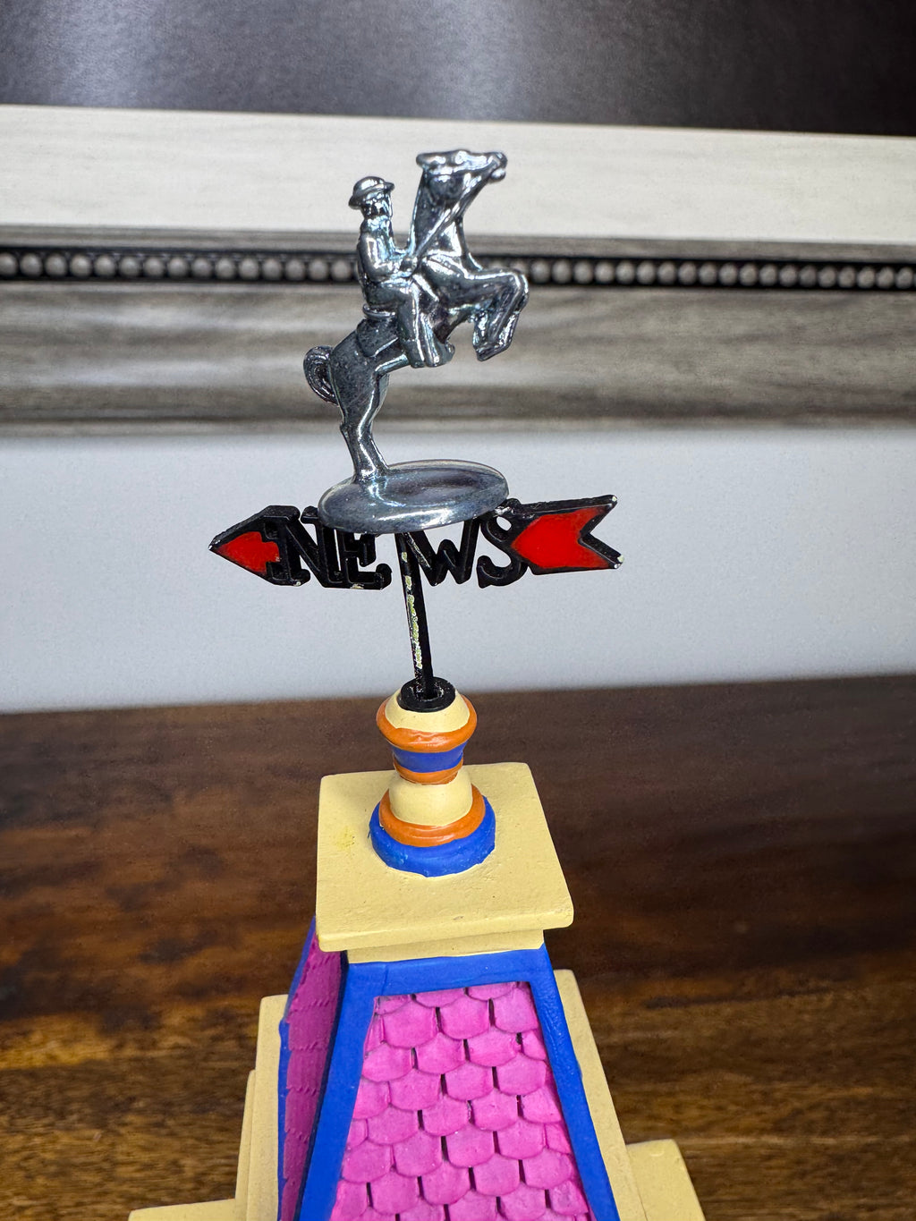 Dept 56 Newstand Daily Monopoly Village Light Up Building *READ FULL DESCRIPTION*