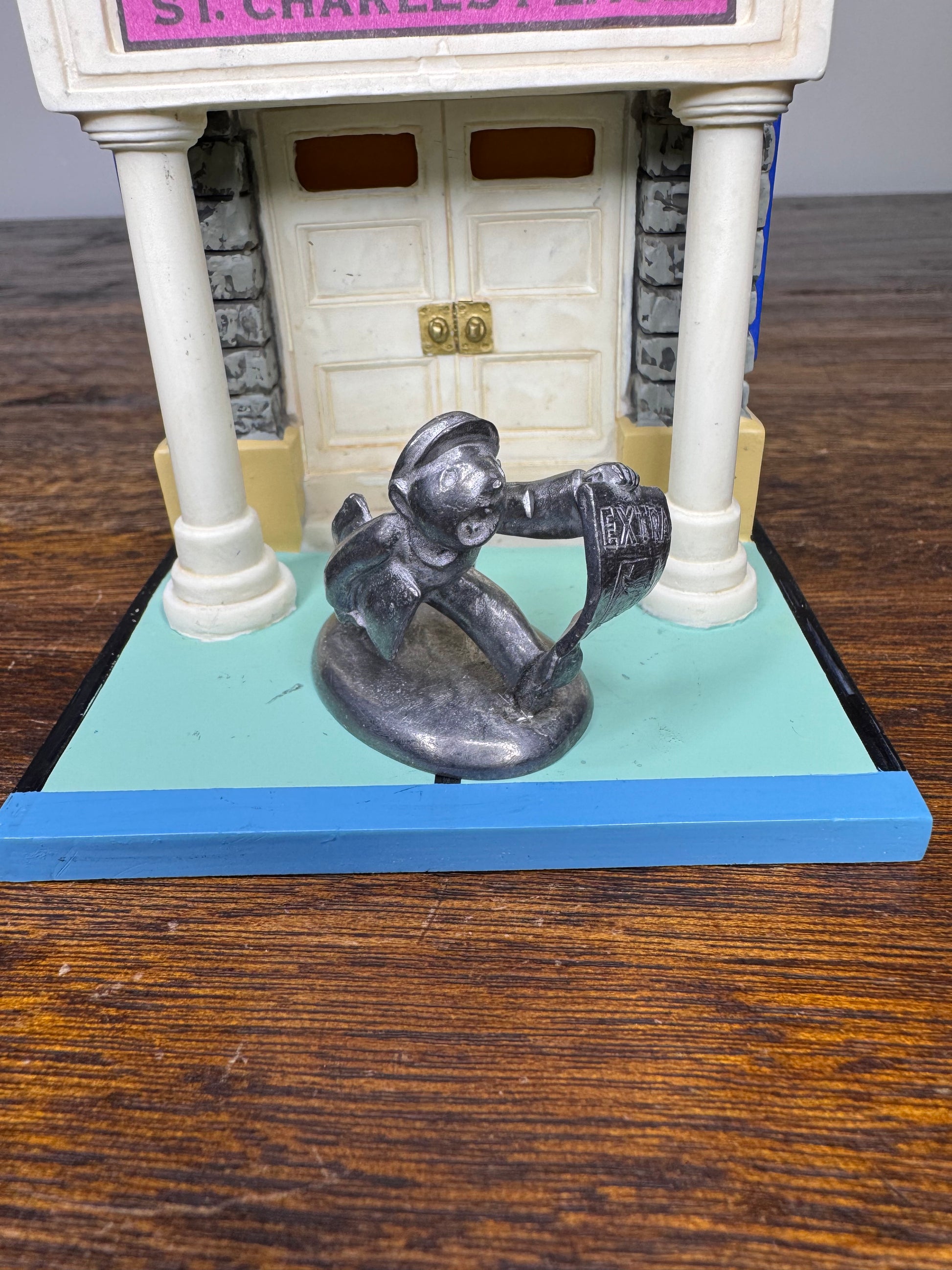 Dept 56 Newstand Daily Monopoly Village Light Up Building *READ FULL DESCRIPTION*
