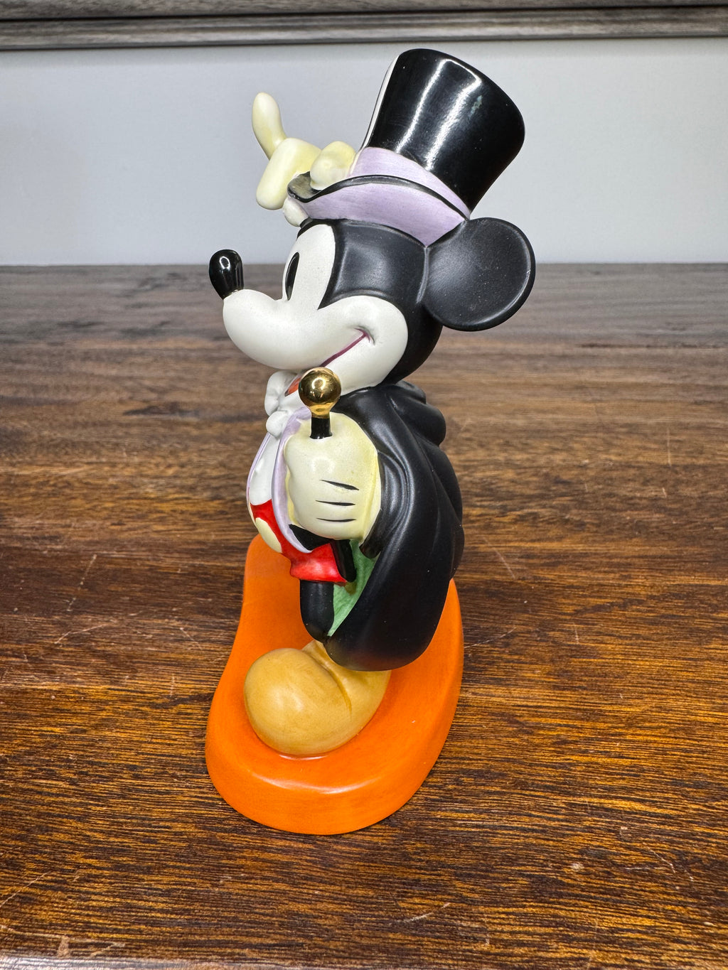 Vintage WDCC 1997 Disney Magician Micky "On With The Show" Figurine w/ Original Box and COA