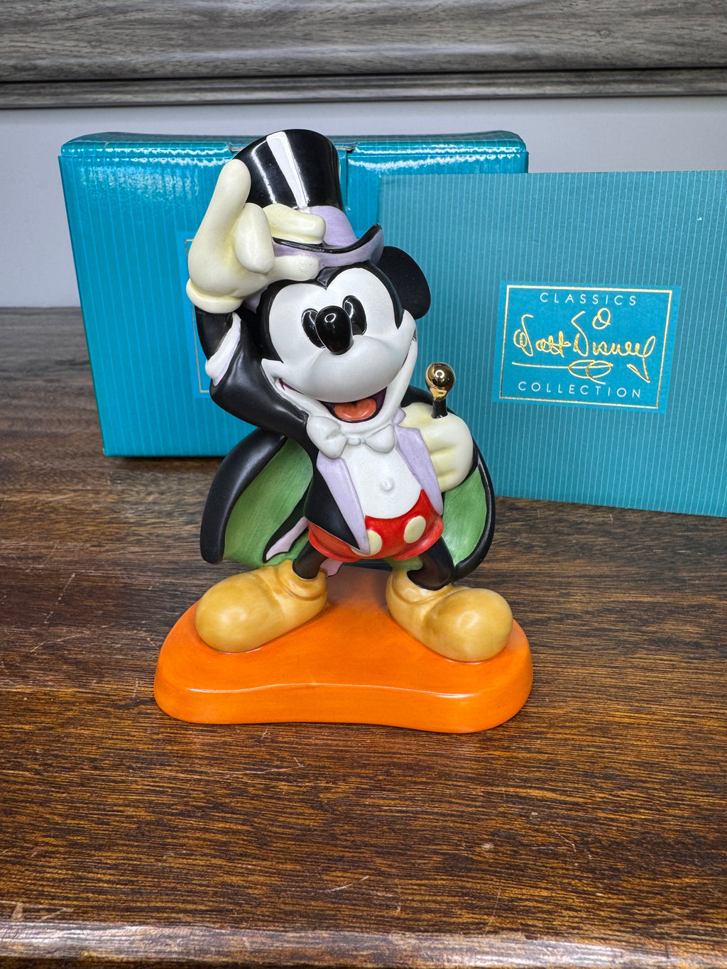 Vintage WDCC 1997 Disney Magician Micky "On With The Show" Figurine w/ Original Box and COA