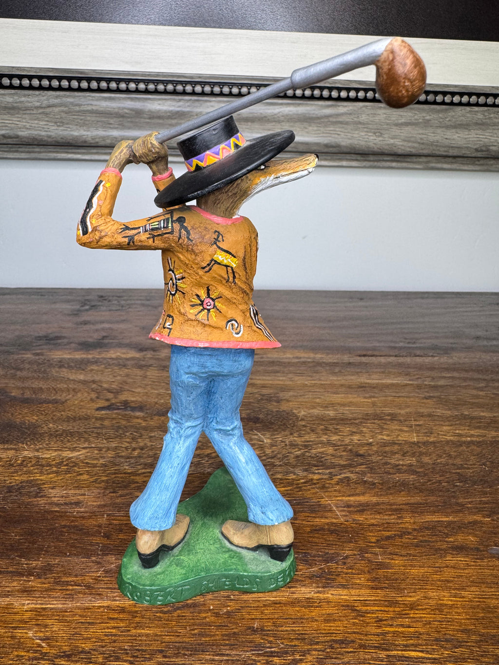 Robert Shields Golfer Coyote Figurine- Artist Signed