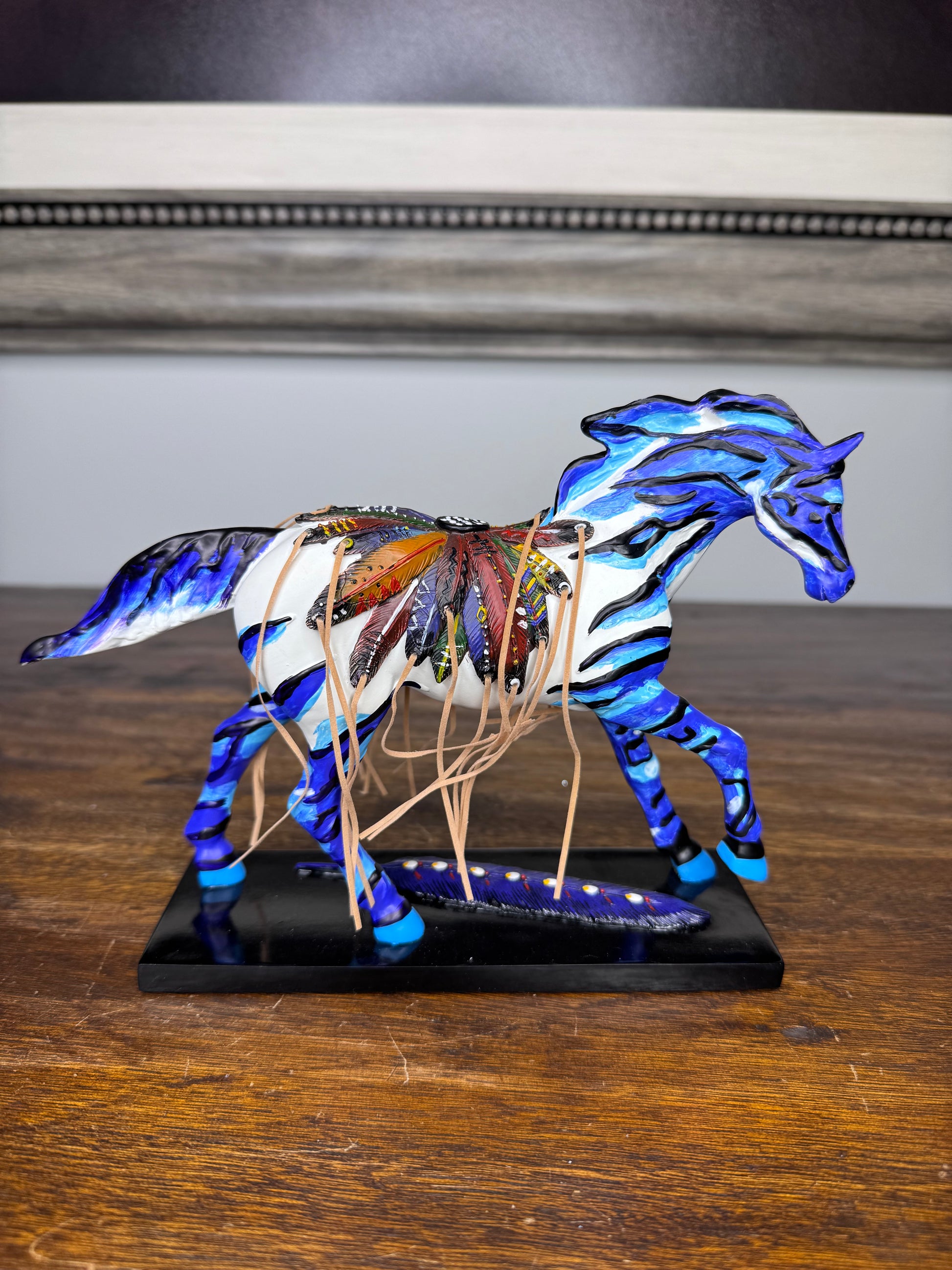 2009 Trail of Painted Ponies "Tribal Paint" 1E w/ Original Box