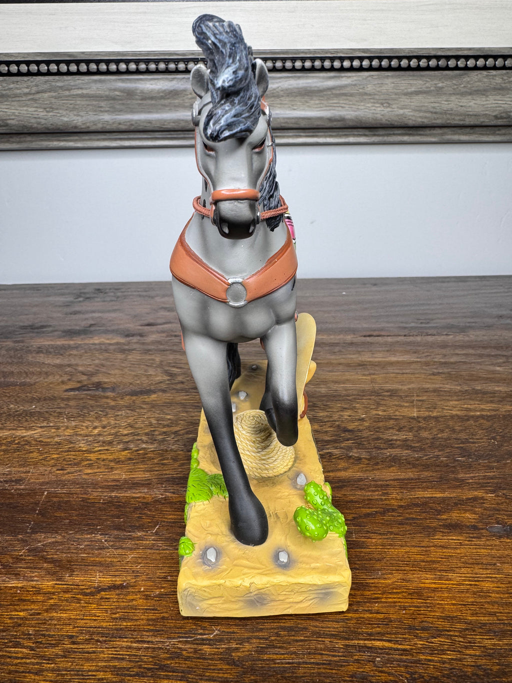 New 2021 Trail of Painted Ponies El Charro 1E with Box