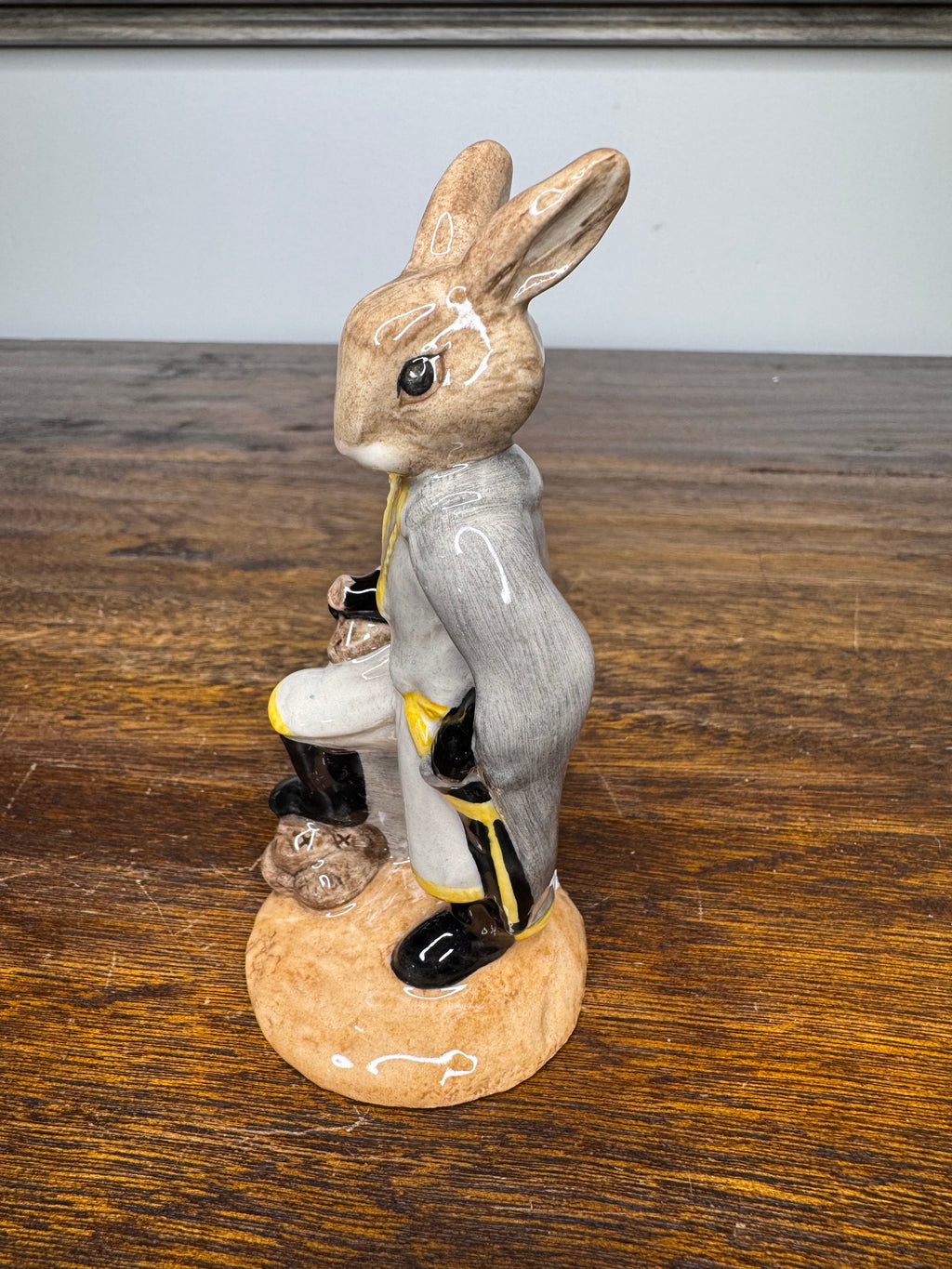 2002 Royal Doulton Bunnykins Sheriff of Nottingham Figurine w/ Original Box