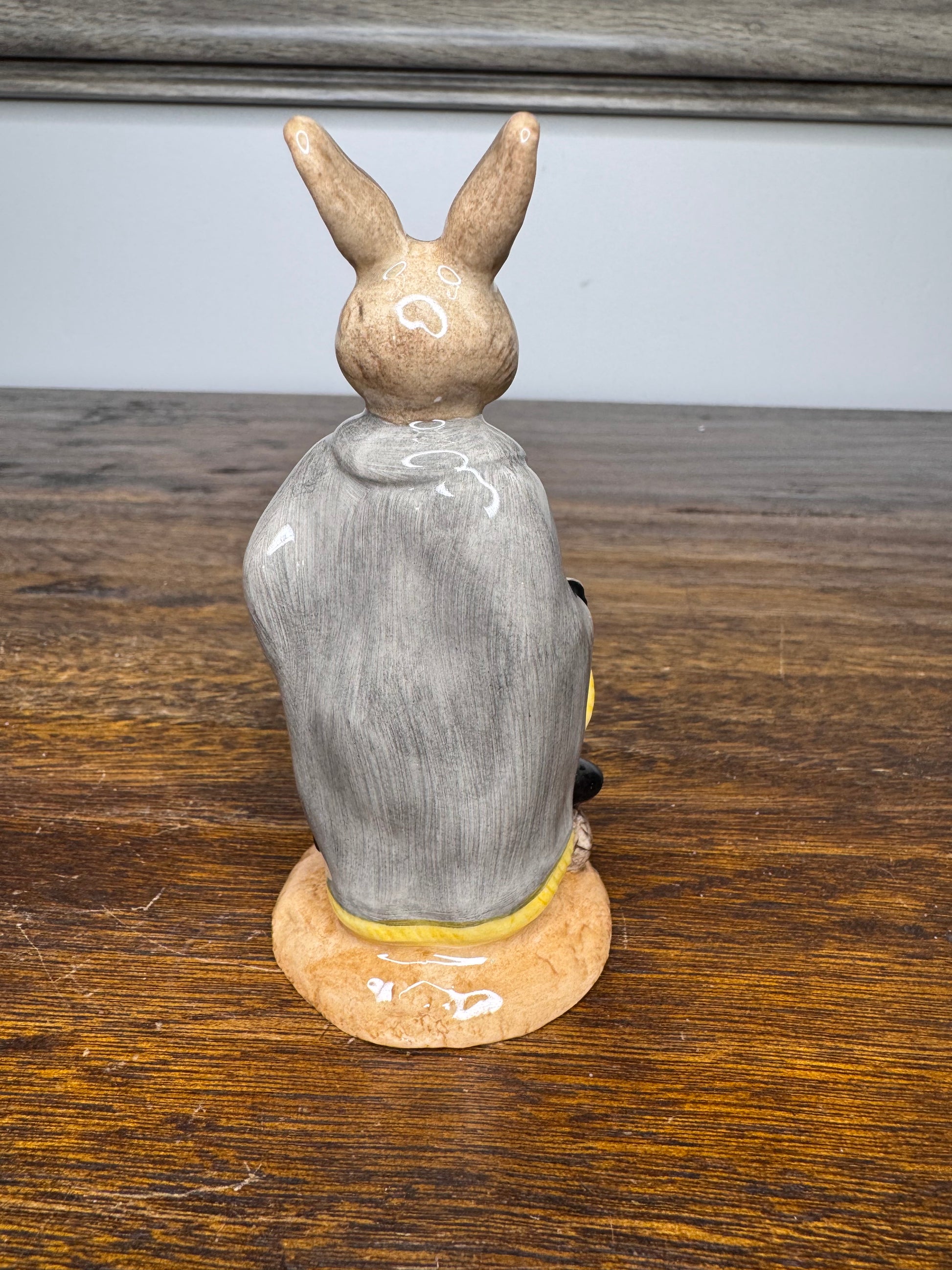 2002 Royal Doulton Bunnykins Sheriff of Nottingham Figurine w/ Original Box