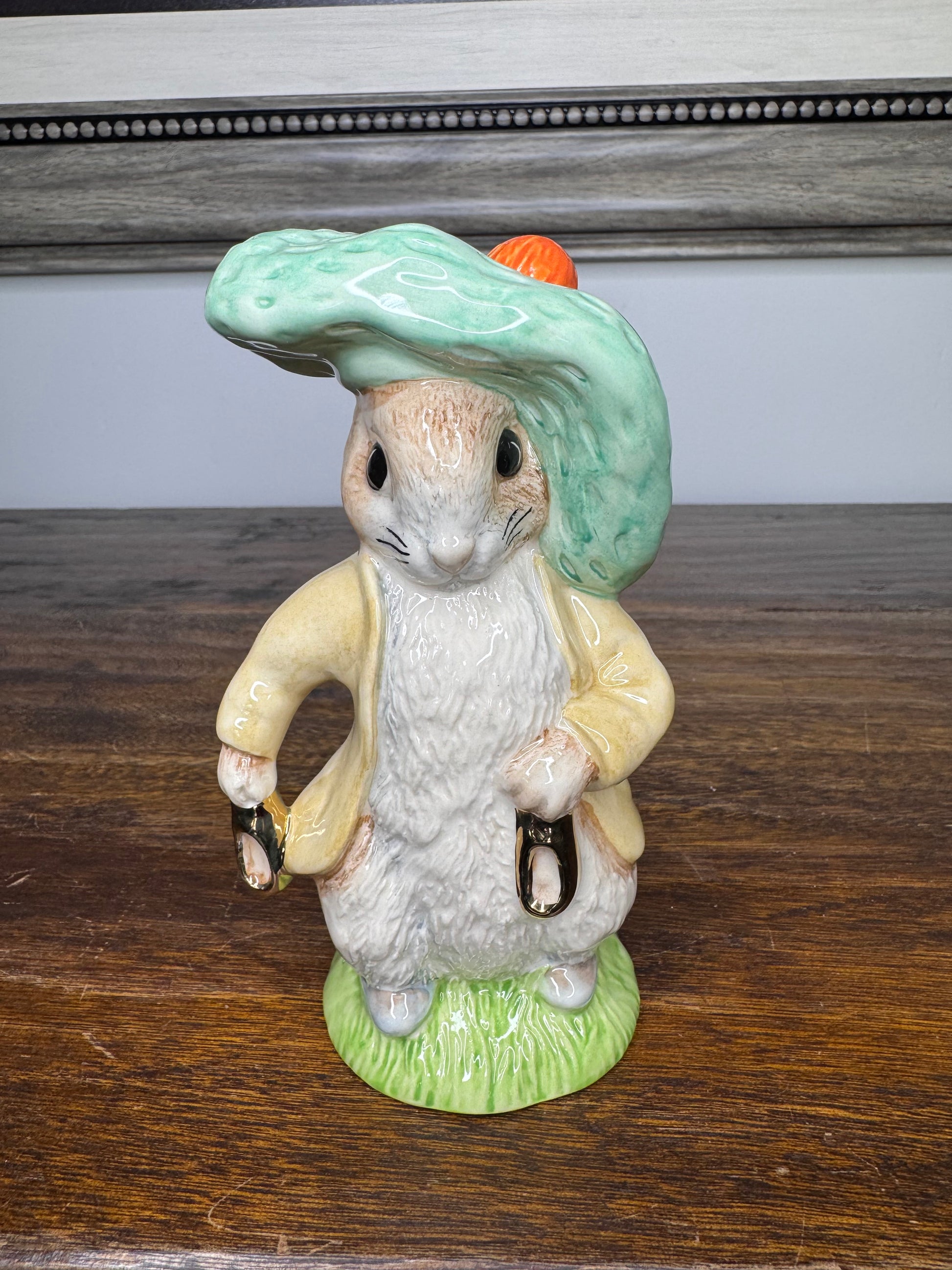 1997 Beswick Limited Edition 1701/1947  Gold Benjamin Bunny Figurine with Original Box
