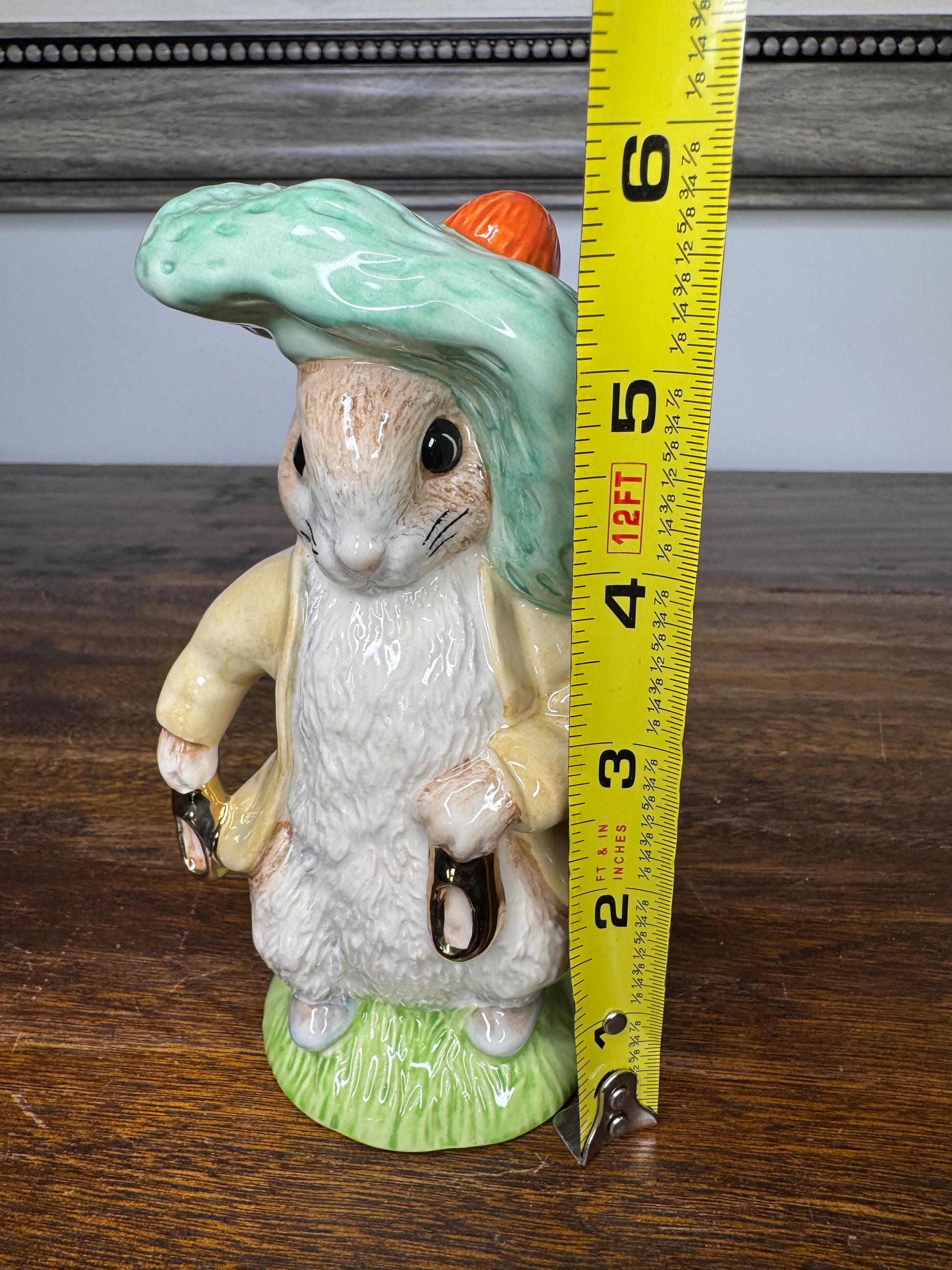 1997 Beswick Limited Edition 1701/1947  Gold Benjamin Bunny Figurine with Original Box