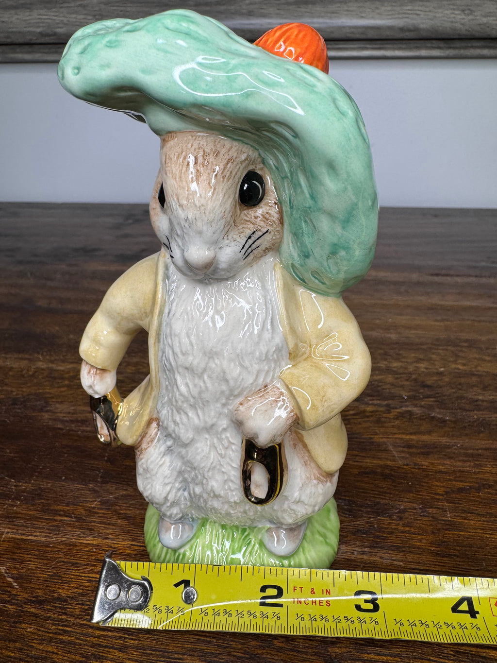 1997 Beswick Limited Edition 1701/1947  Gold Benjamin Bunny Figurine with Original Box