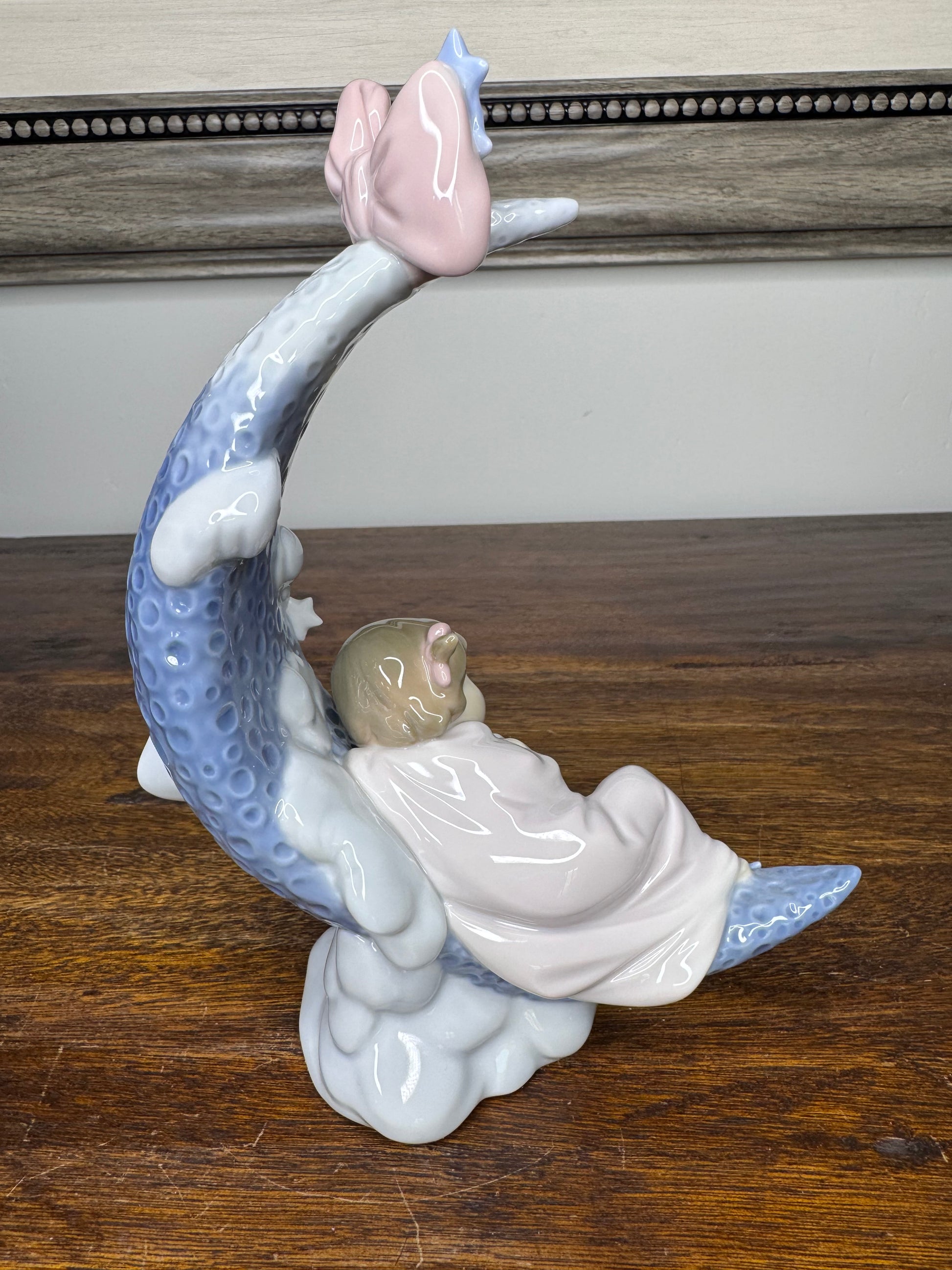1998 Lladro Heavens Lullaby Girl Asleep on the Moon Figurine w/ Box