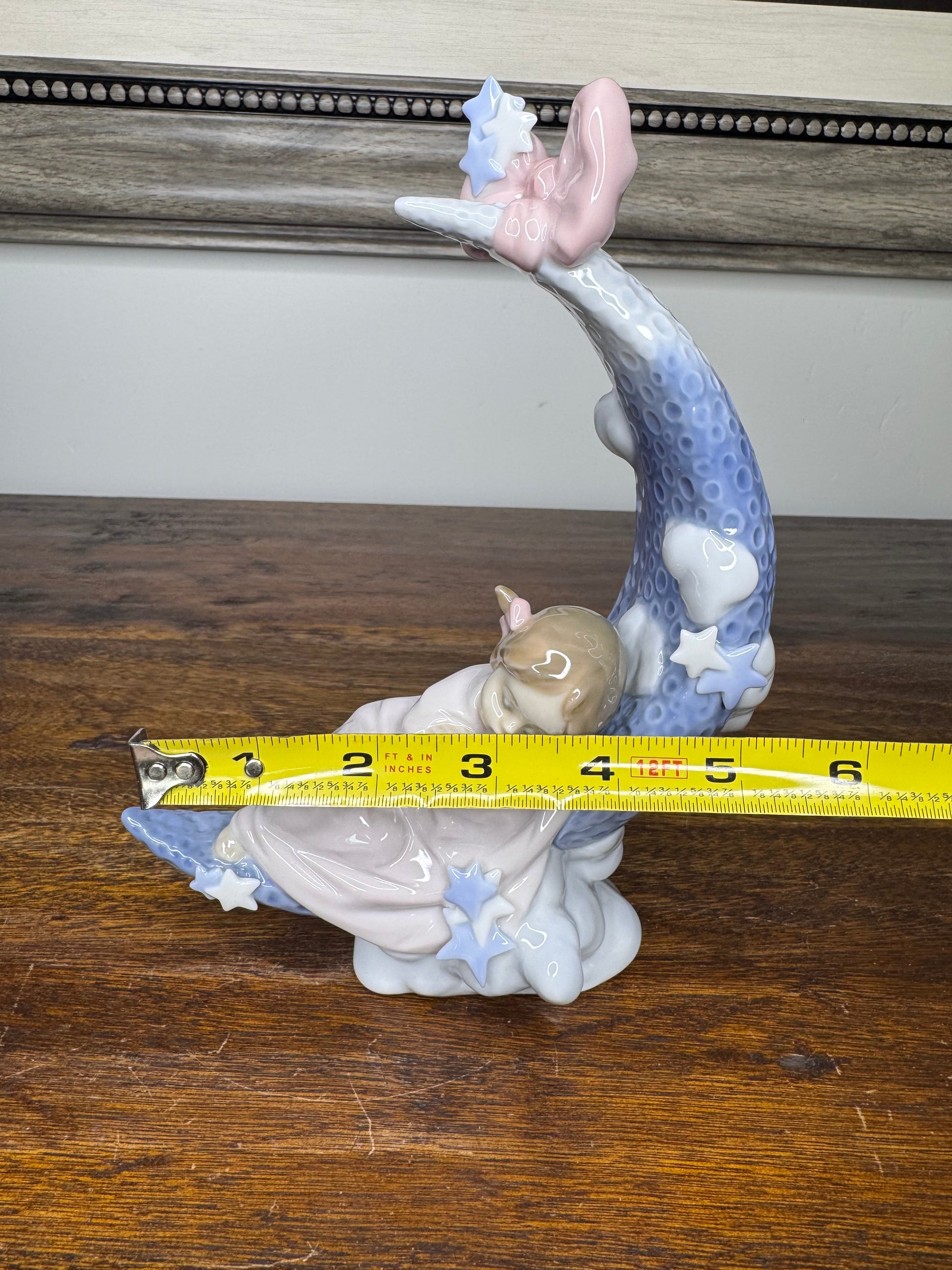 1998 Lladro Heavens Lullaby Girl Asleep on the Moon Figurine w/ Box