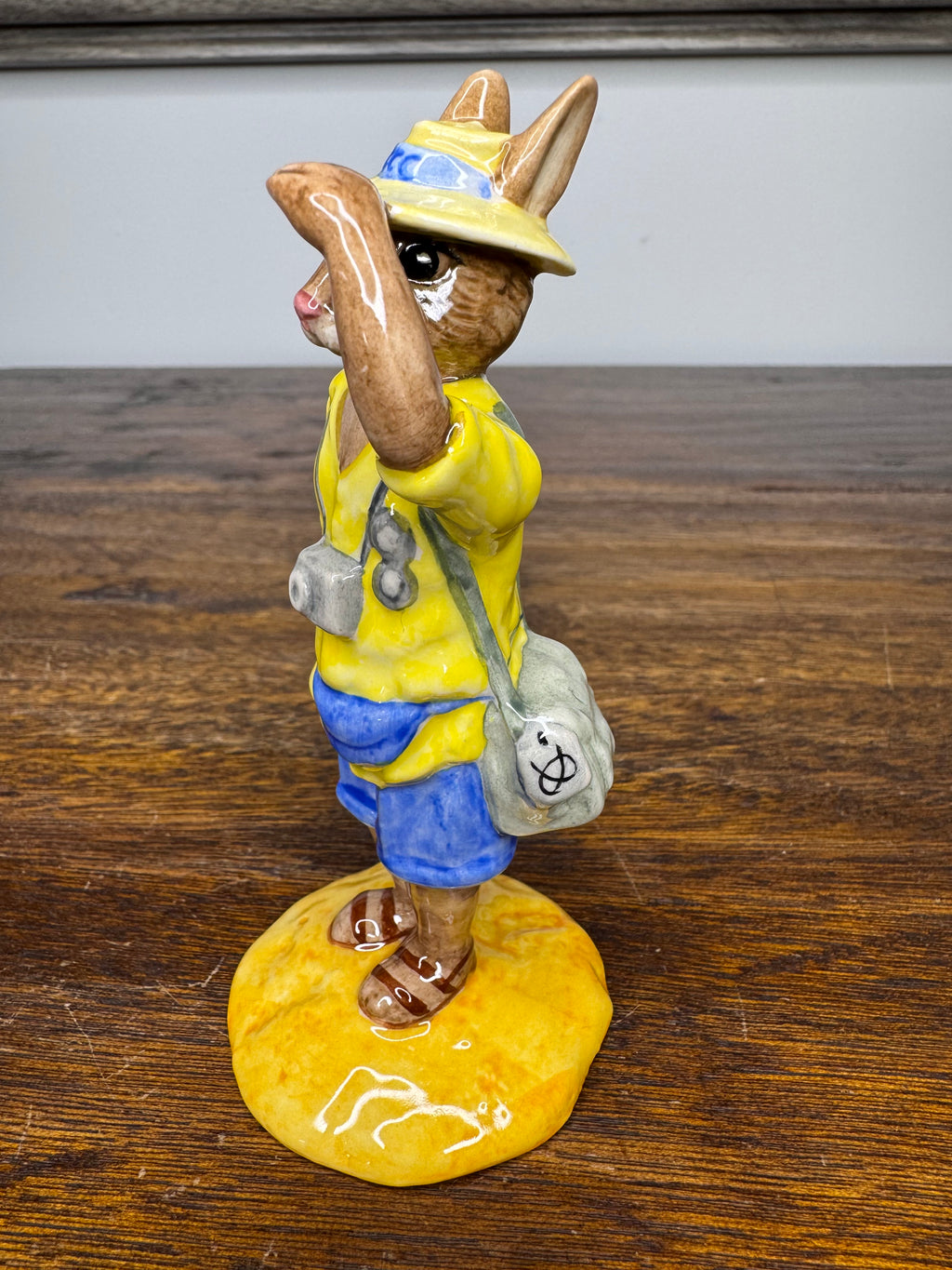 1998 Royal Doulton Tourist Bunnykins Collectors Club Edition