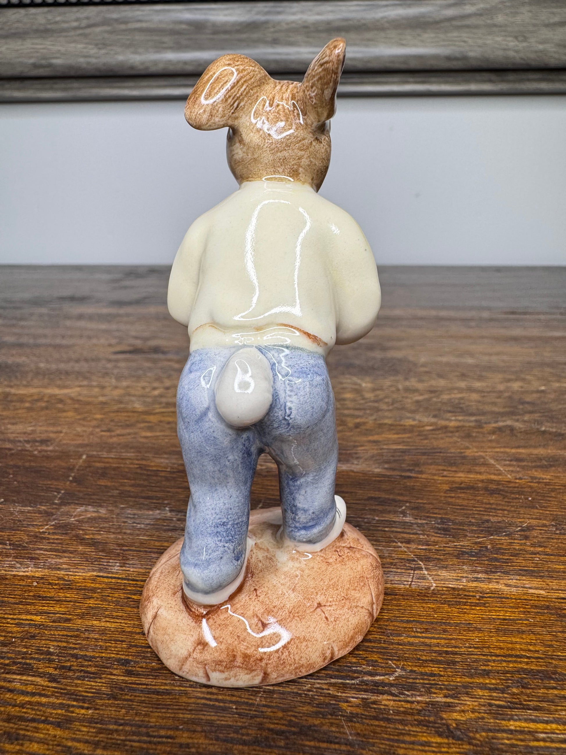 Royal Doulton "Sweetheart" Bunnykins Figurine