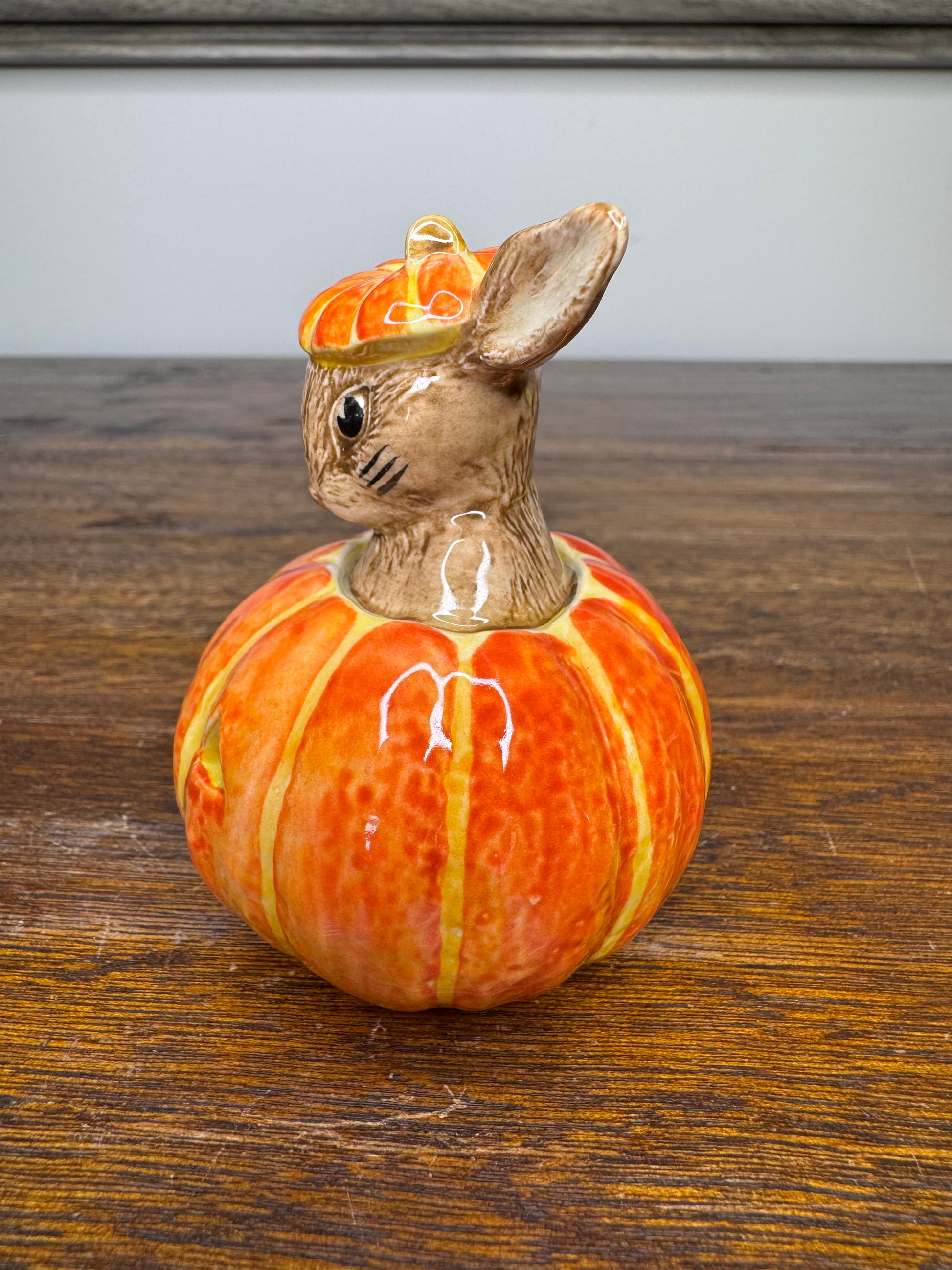 1993 Royal Doulton Halloween Bunnykins Figurine
