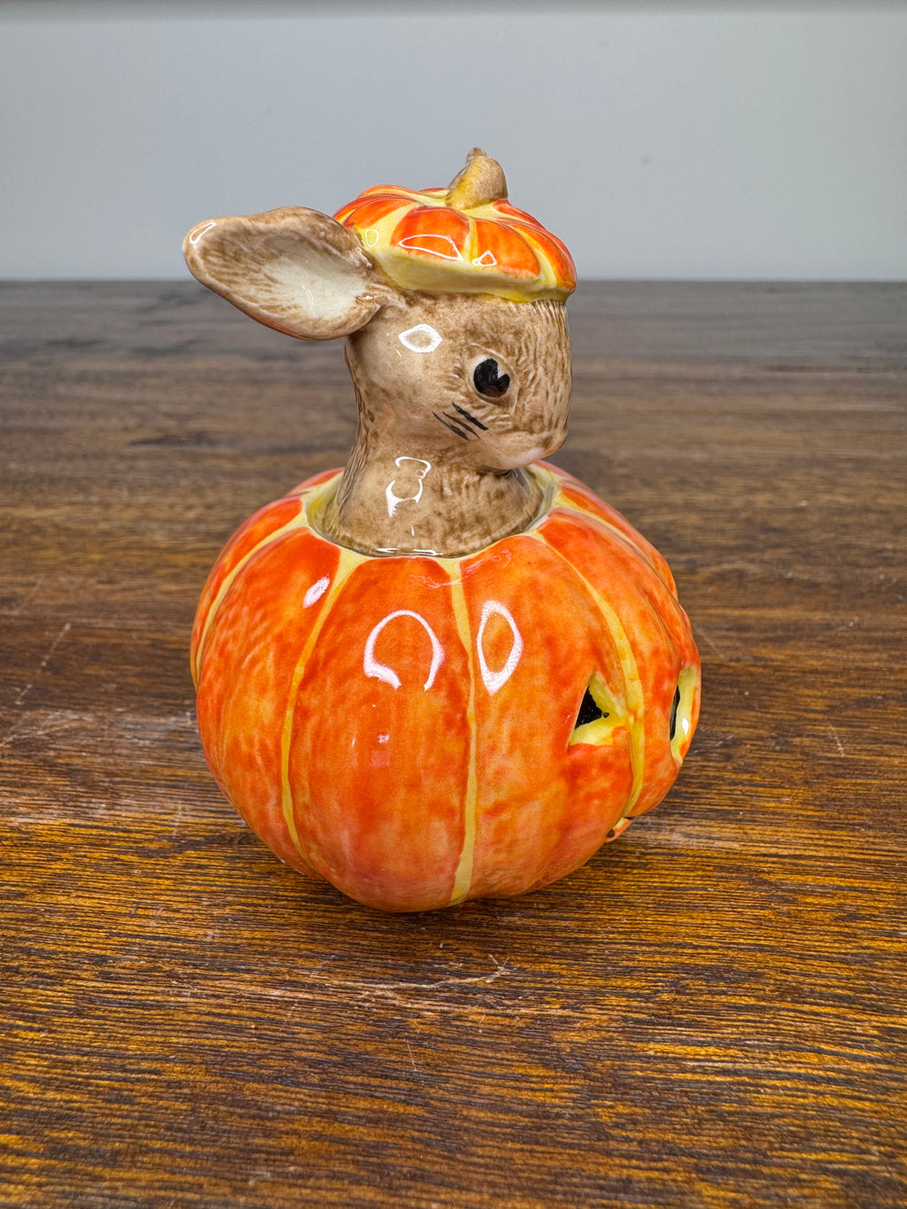 1993 Royal Doulton Halloween Bunnykins Figurine