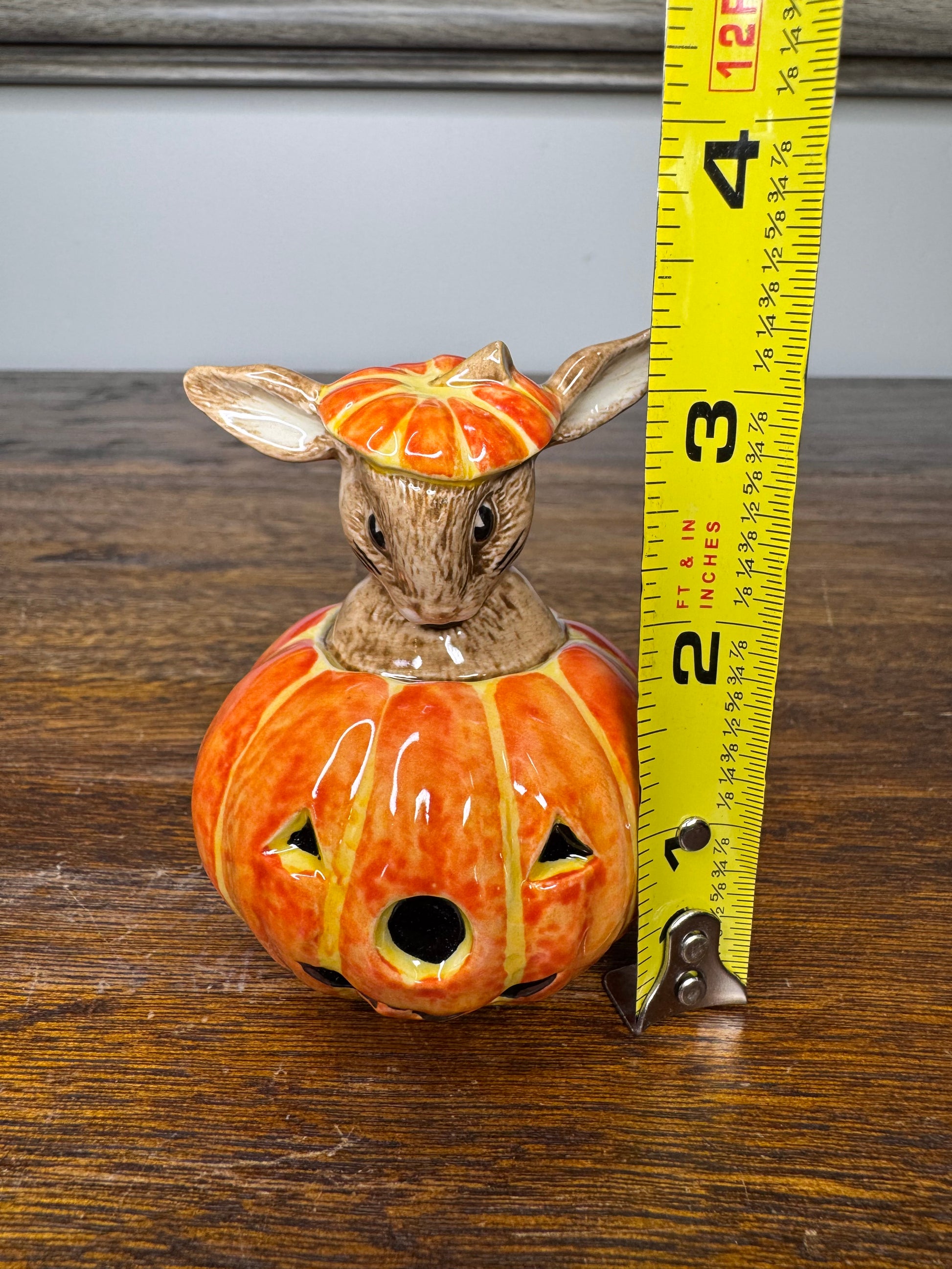 1993 Royal Doulton Halloween Bunnykins Figurine