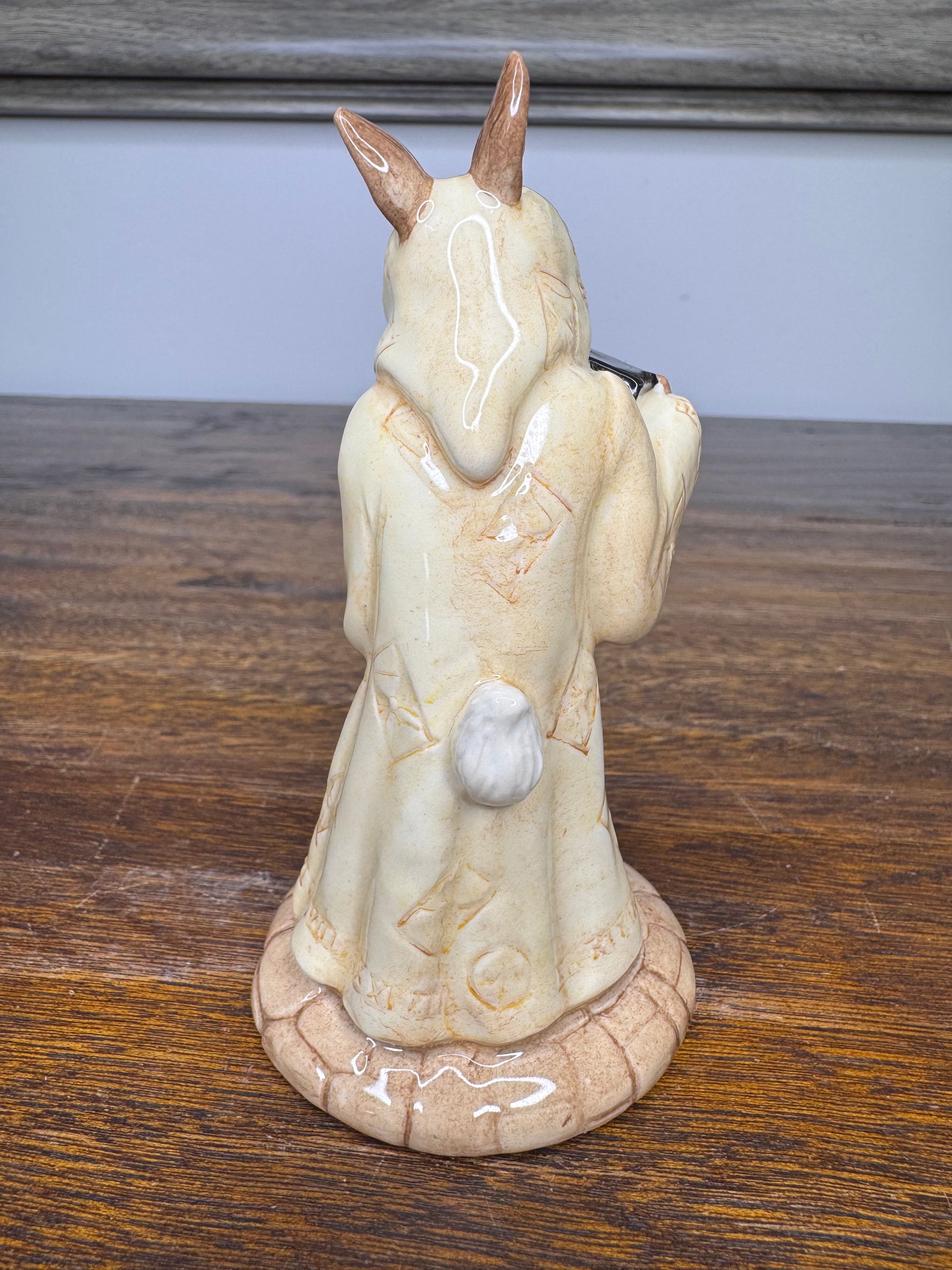 2001 Royal Doulton "Sands Of Time" Bunnykin Bunny of the Year Figurine
