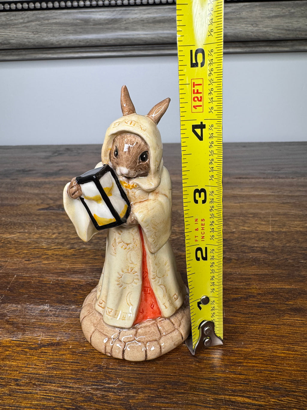 2001 Royal Doulton "Sands Of Time" Bunnykin Bunny of the Year Figurine