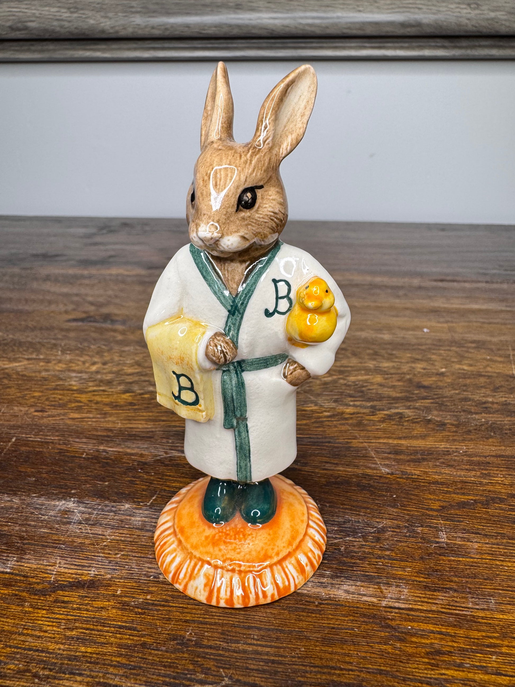 1994 Royal Doulton Bathtime Bunnykins Figurine